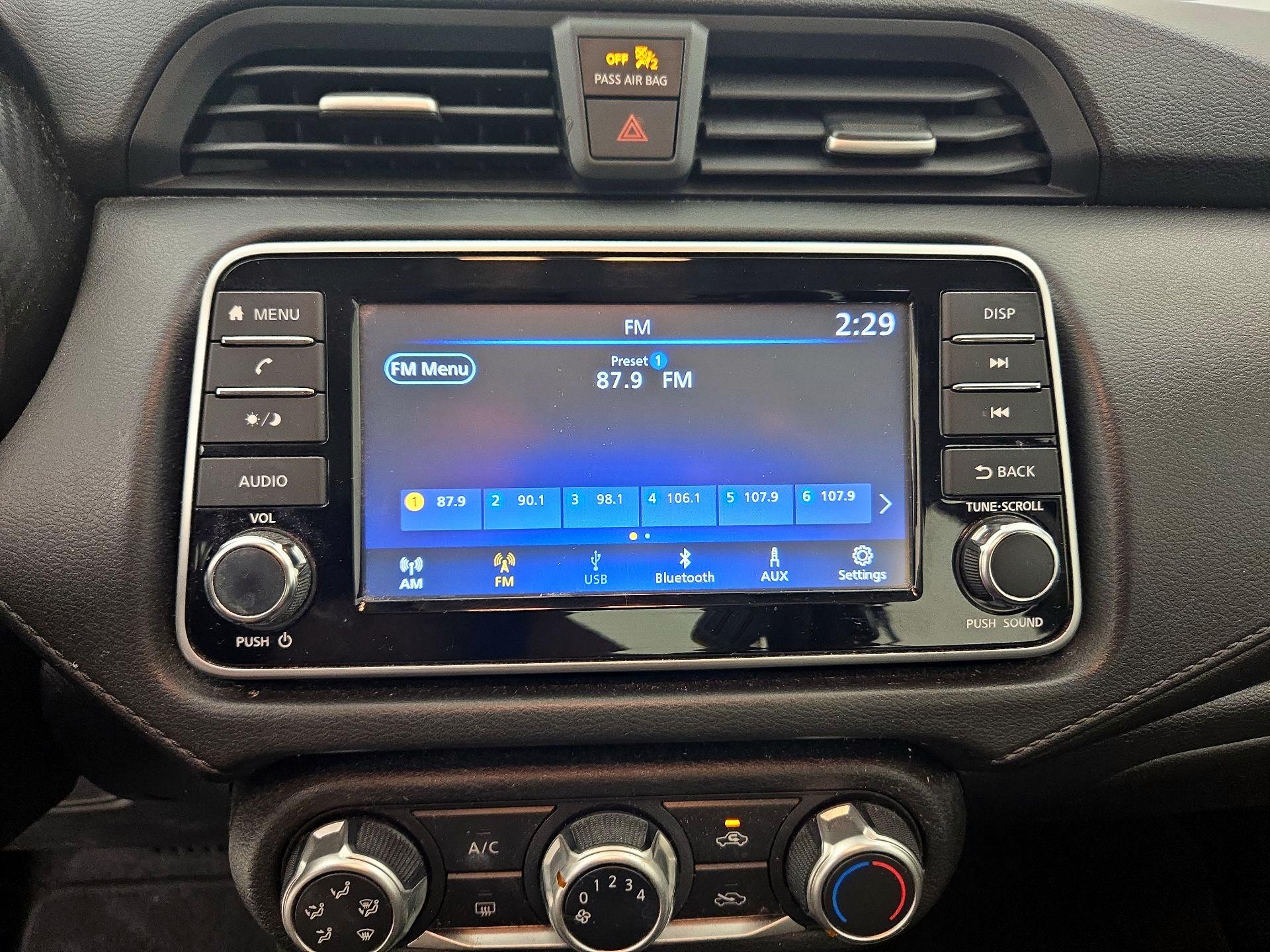 Thumbnail: 2020 Nissan Versa - 15