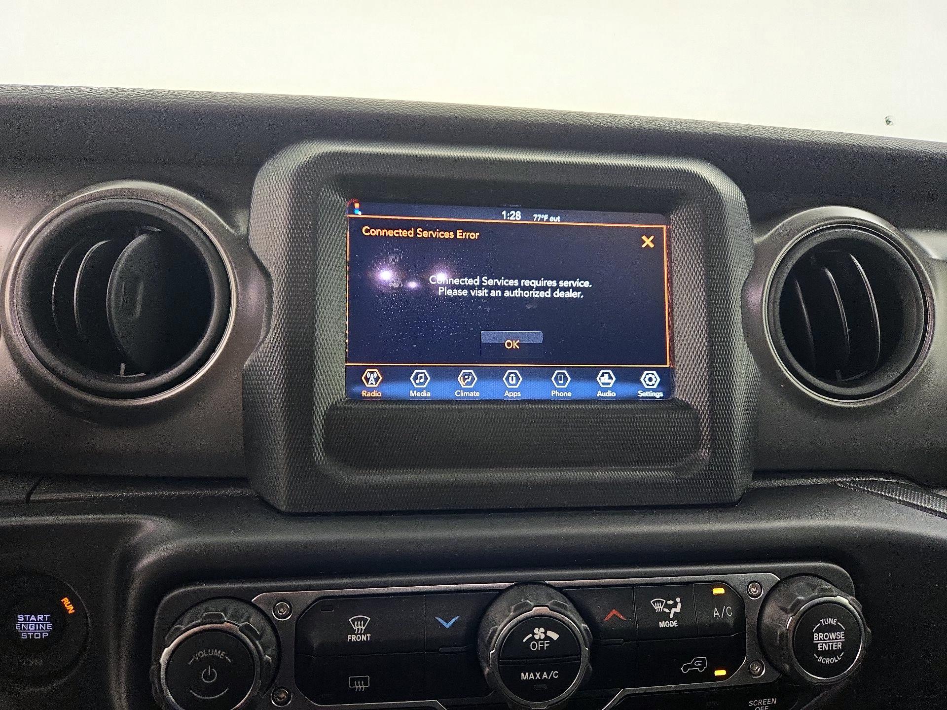 Thumbnail: 2022 Jeep Wrangler - 15