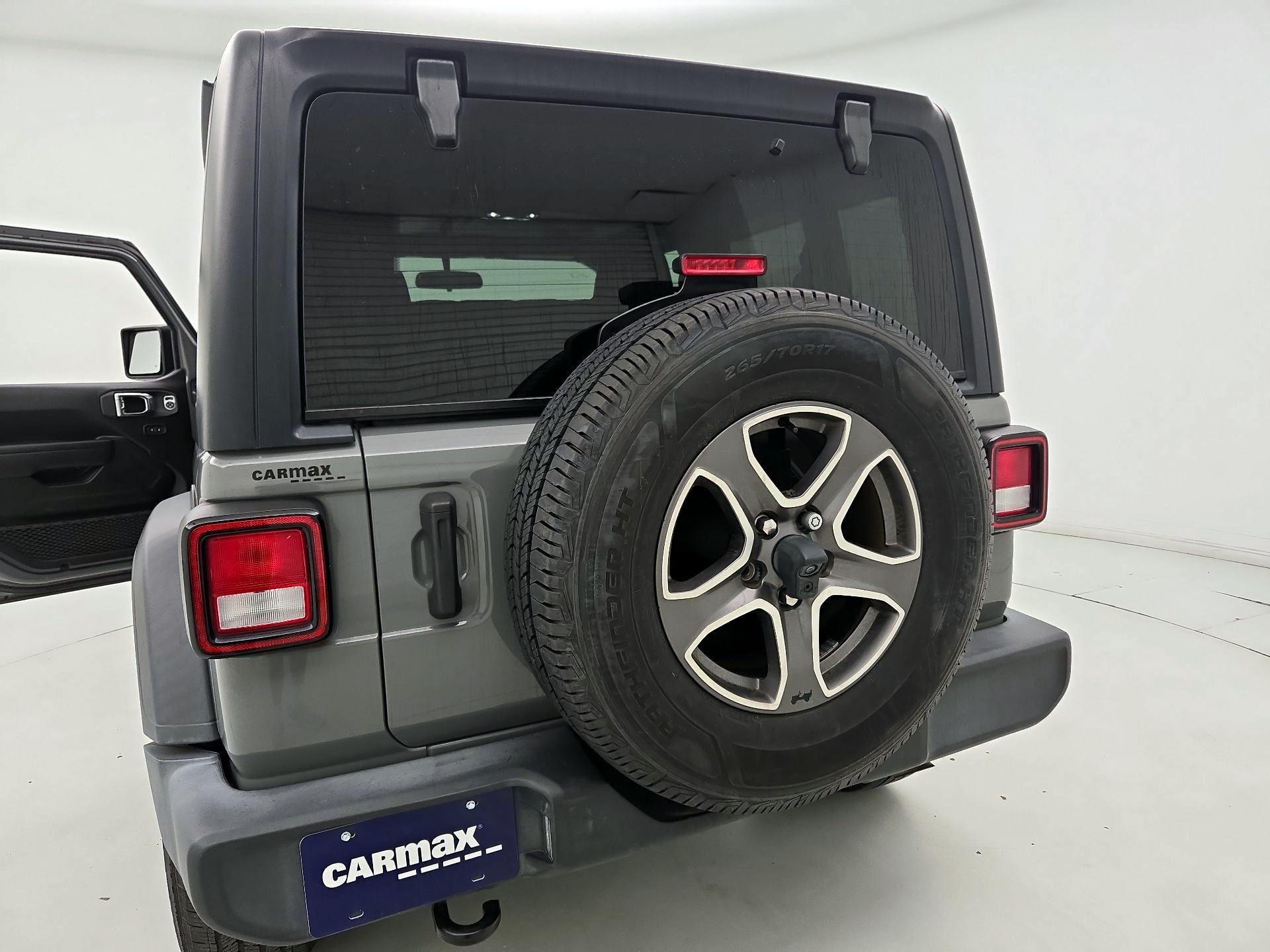 Thumbnail: 2022 Jeep Wrangler - 20