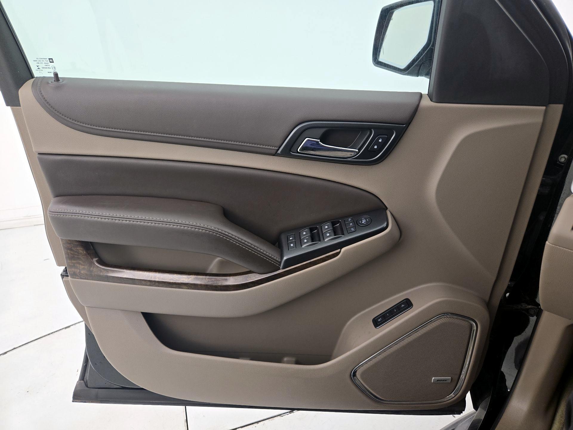 Thumbnail: 2015 Chevrolet Tahoe - 12