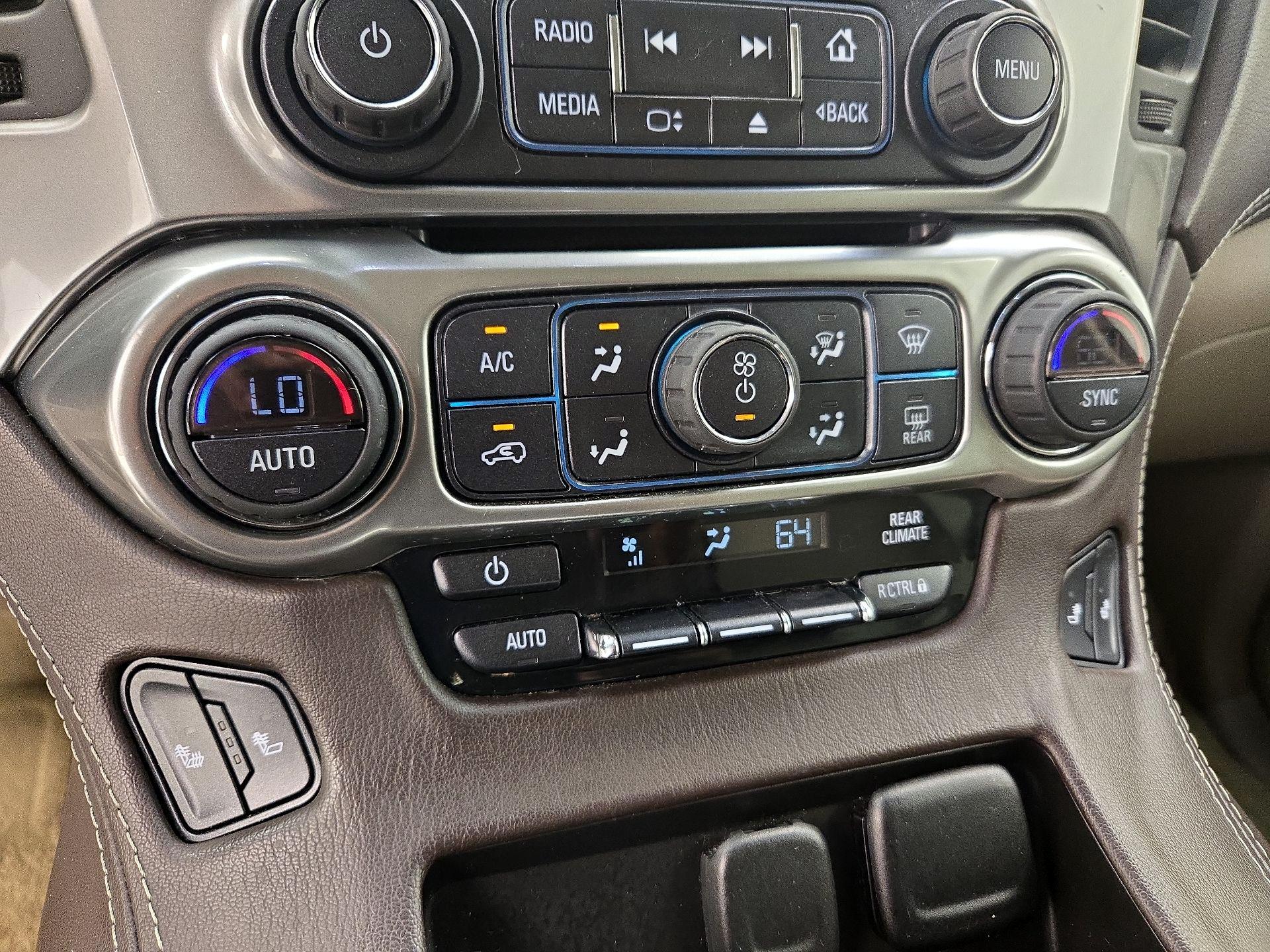 Thumbnail: 2015 Chevrolet Tahoe - 17