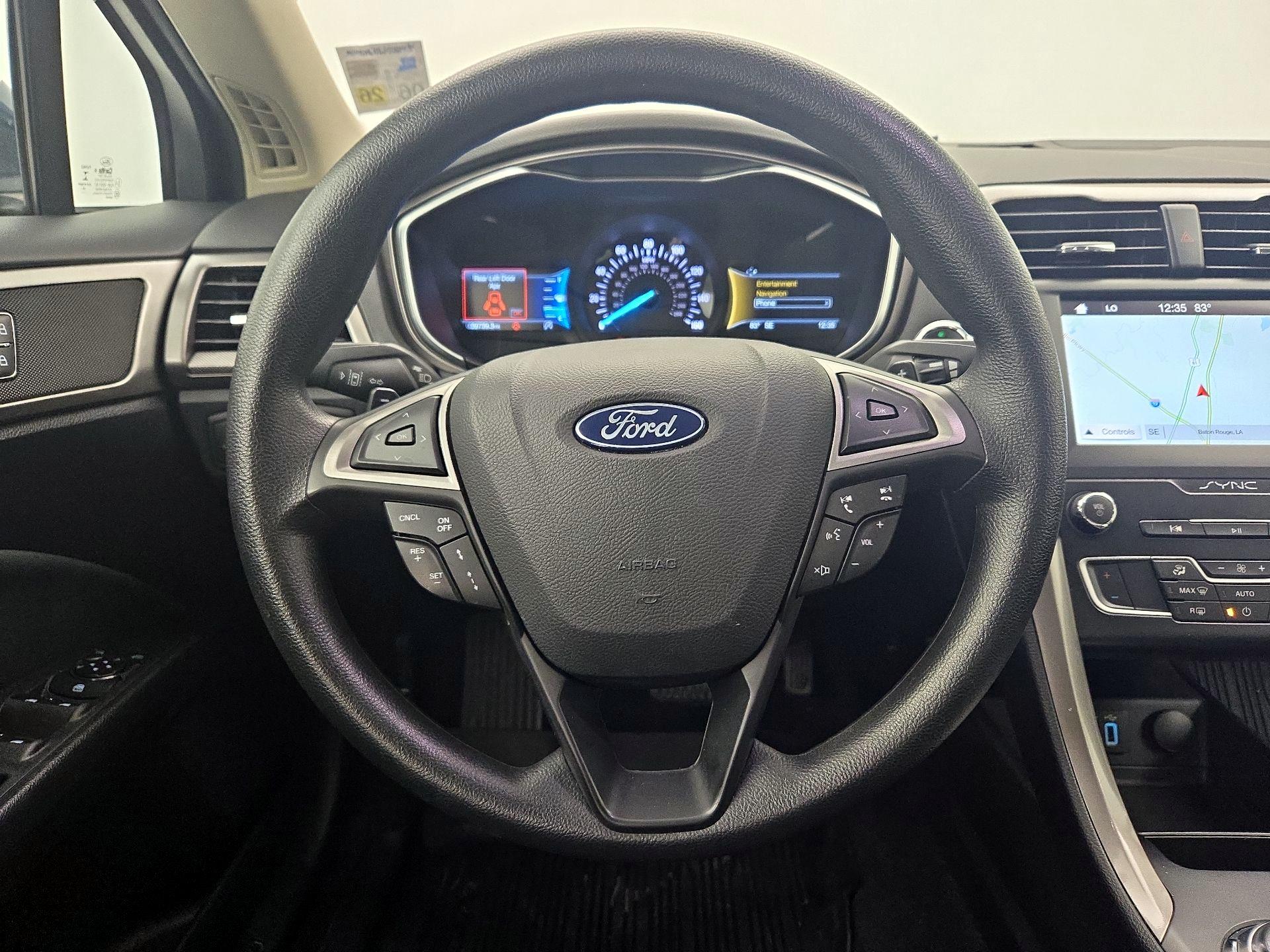 Thumbnail: 2019 Ford Fusion - 10