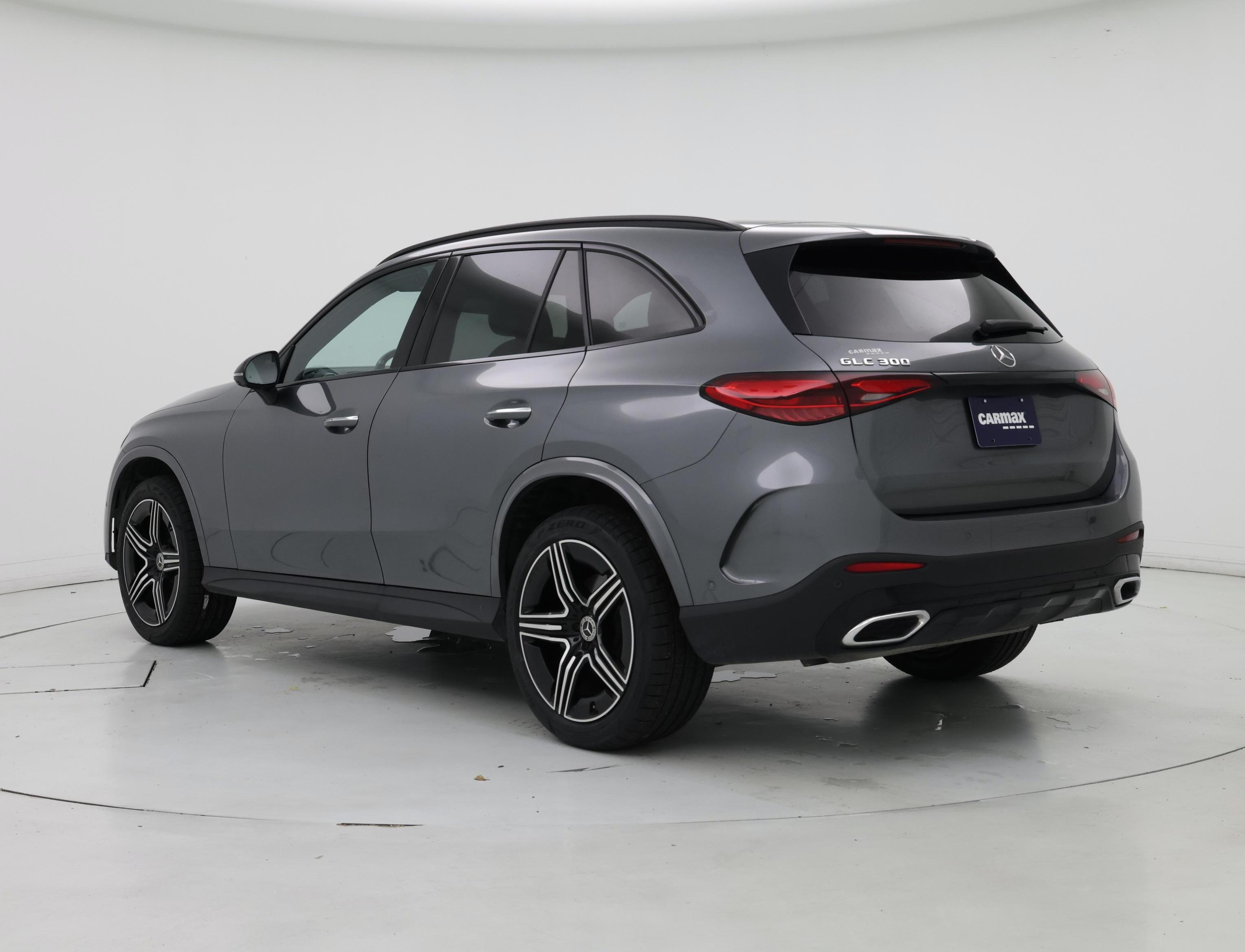 Thumbnail: 2023 Mercedes-Benz GLC - 2