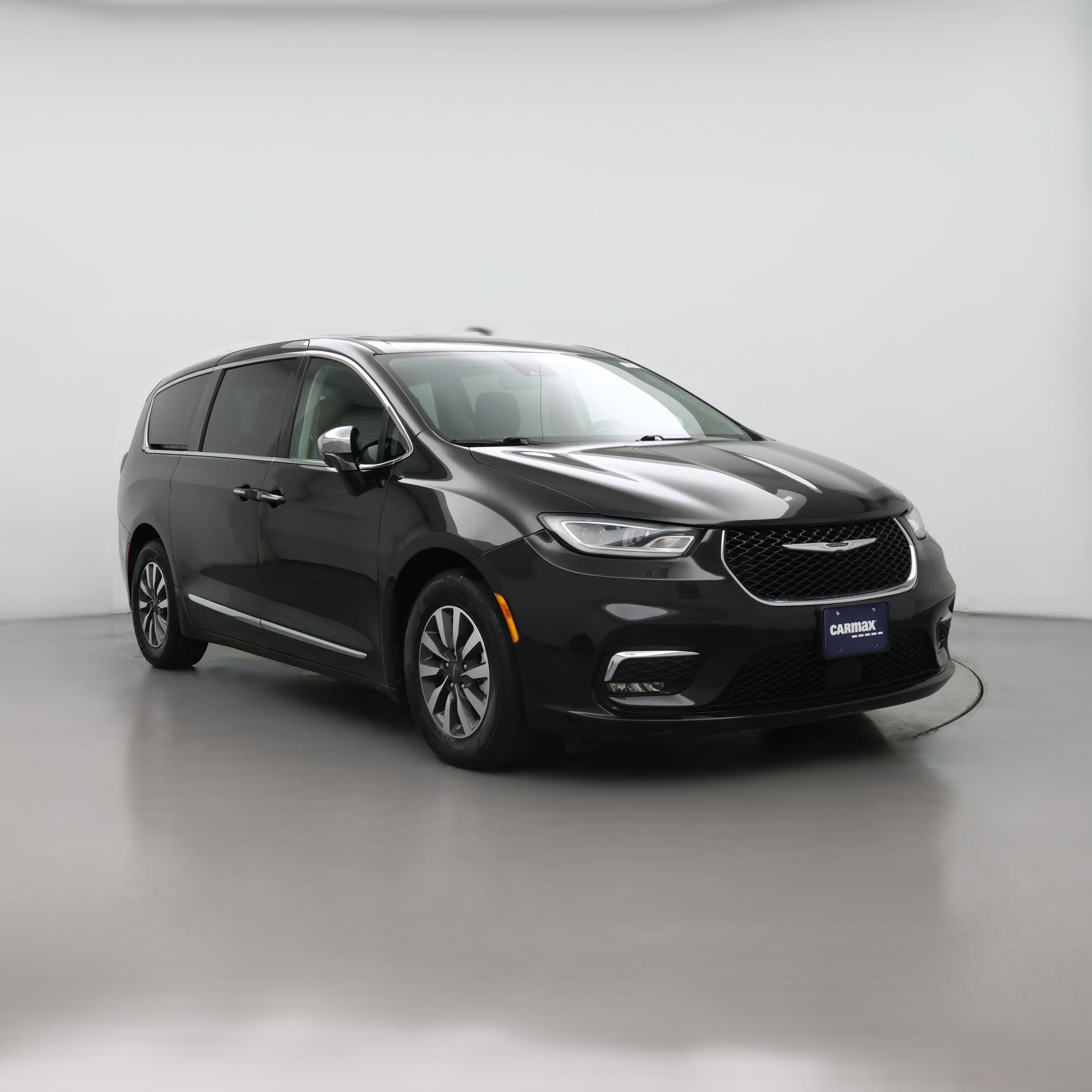 Thumbnail: 2023 Chrysler Pacifica - 1