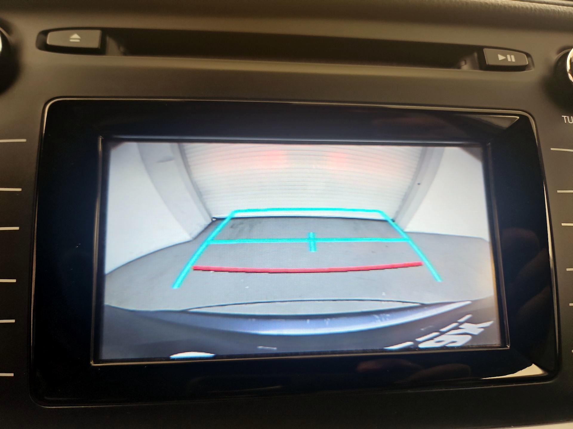 Thumbnail: 2019 Toyota Highlander - 14