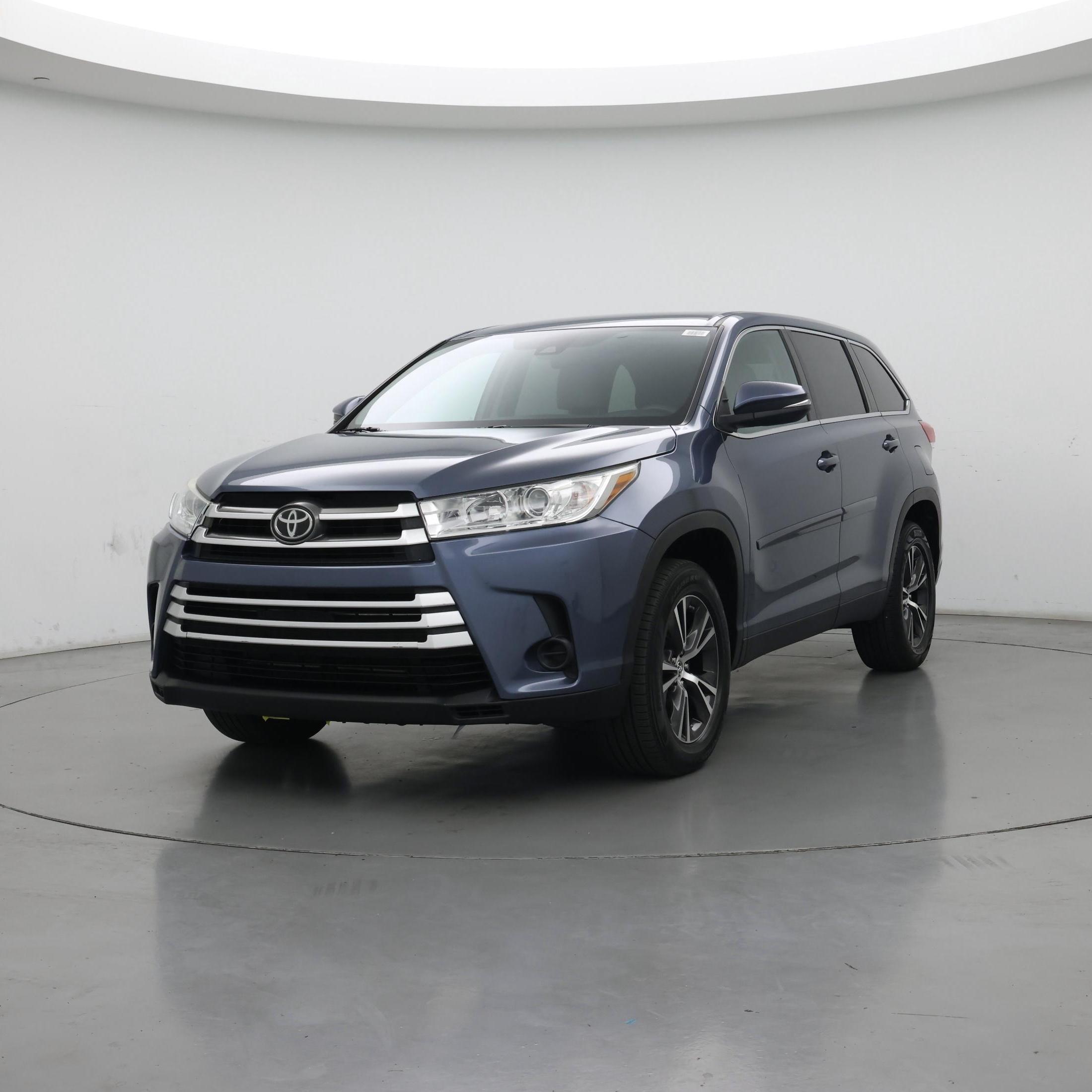 Thumbnail: 2019 Toyota Highlander - 4