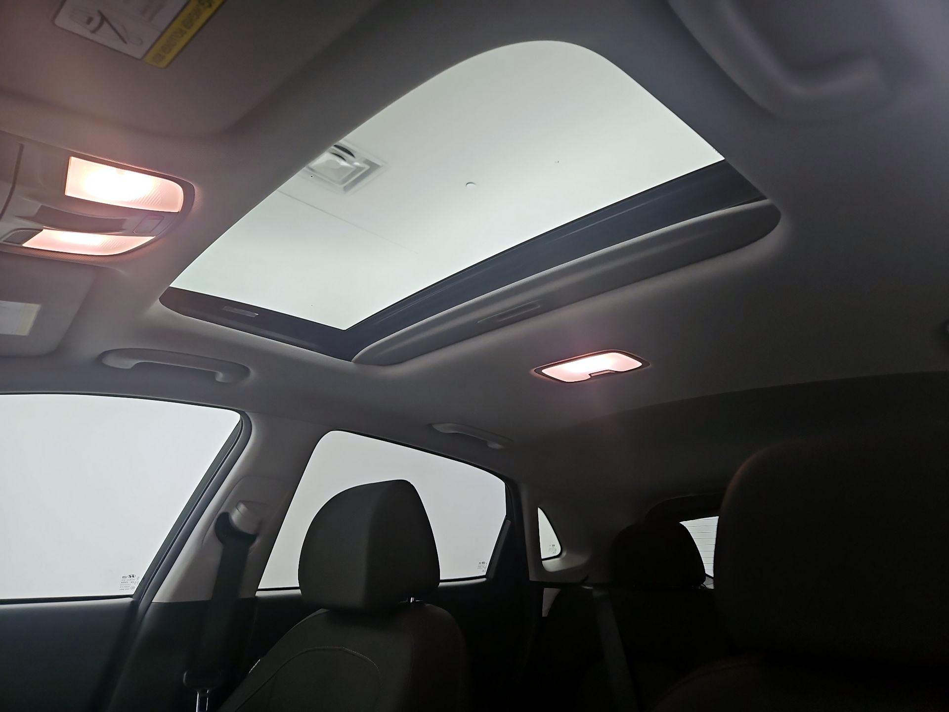 Thumbnail: 2022 Hyundai Kona - 18