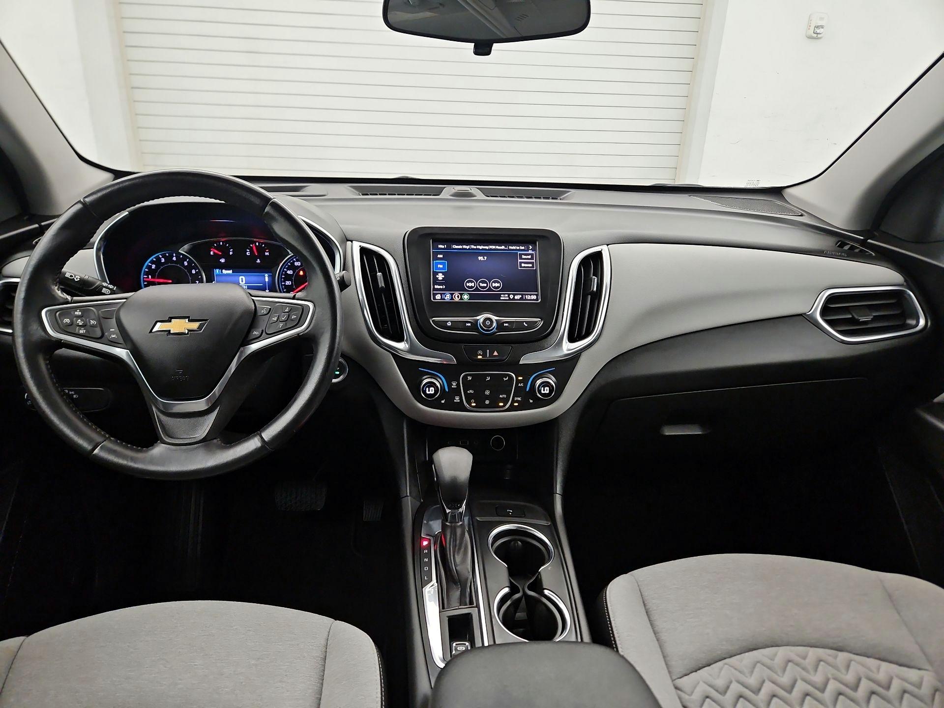 Thumbnail: 2022 Chevrolet Equinox - 9