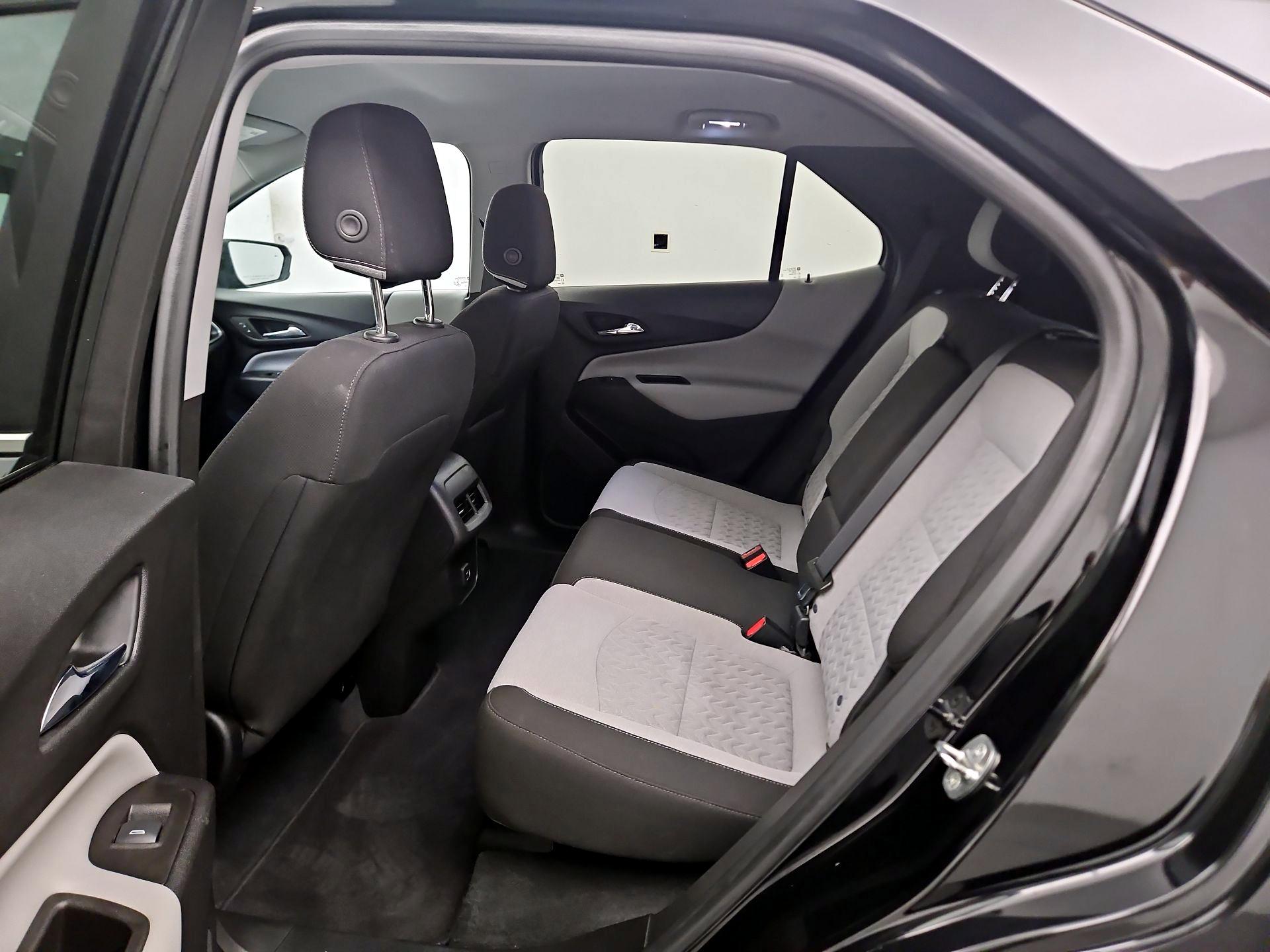 Thumbnail: 2022 Chevrolet Equinox - 18