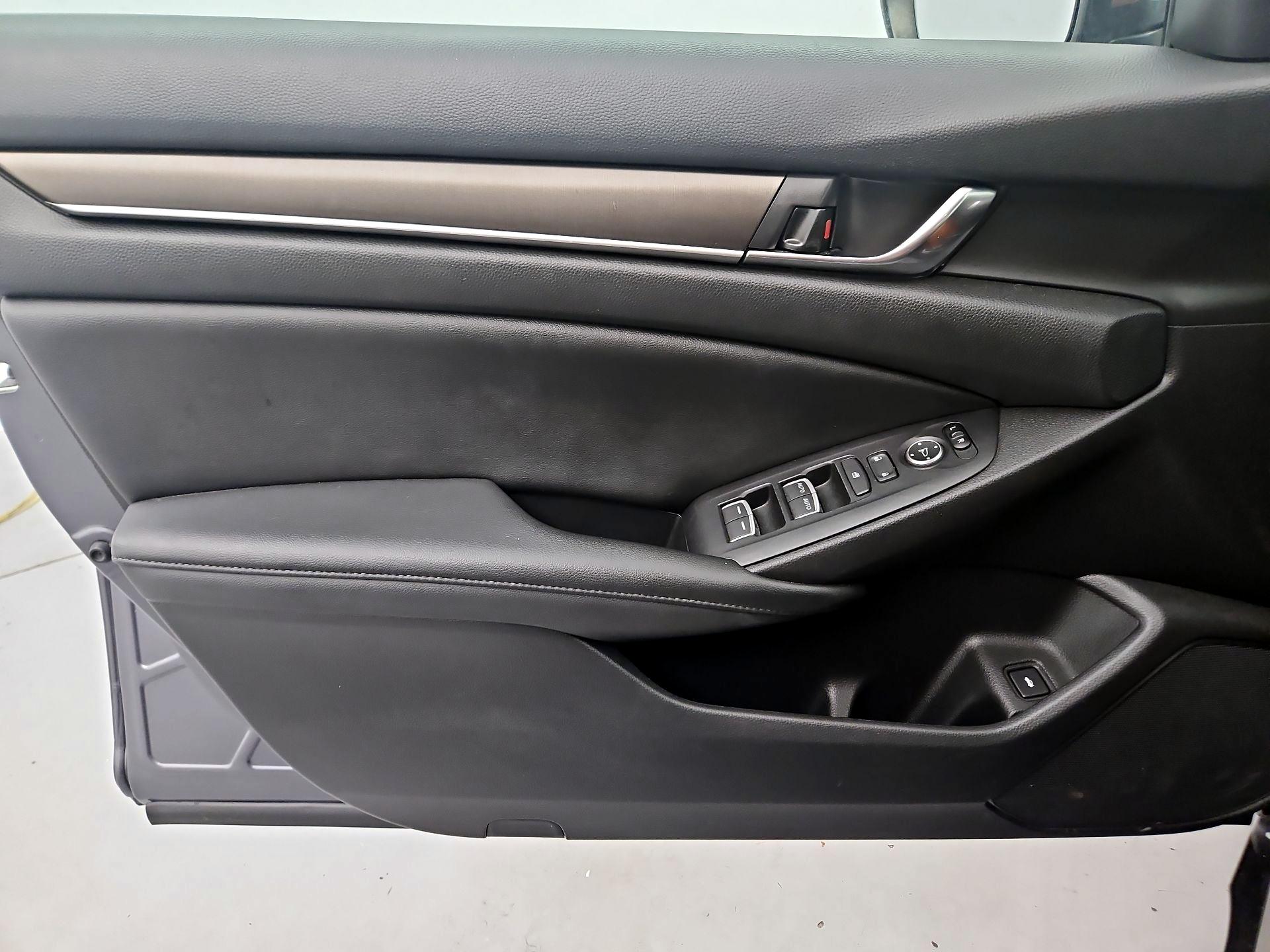 Thumbnail: 2021 Honda Accord - 12