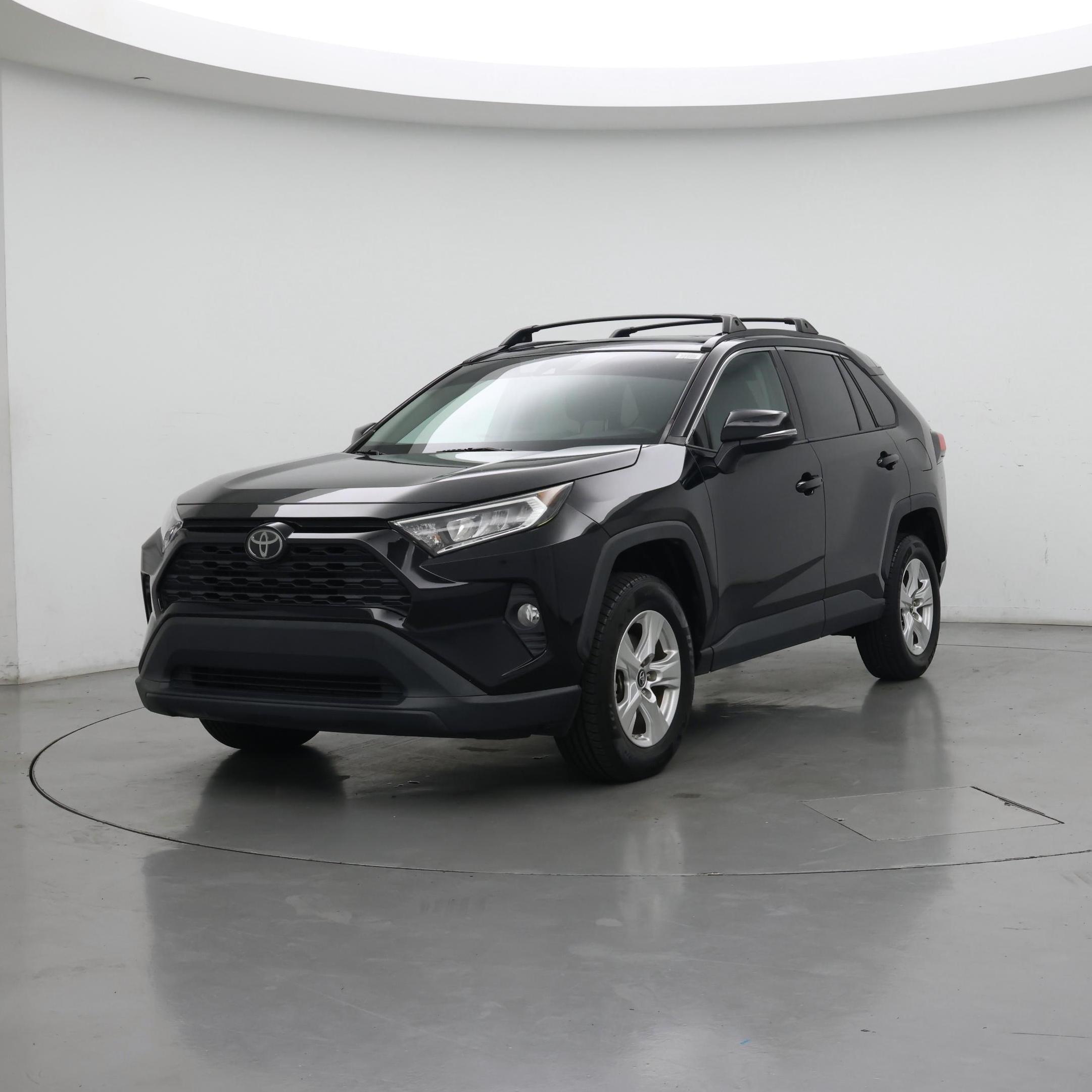 Thumbnail: 2019 Toyota RAV4 - 4