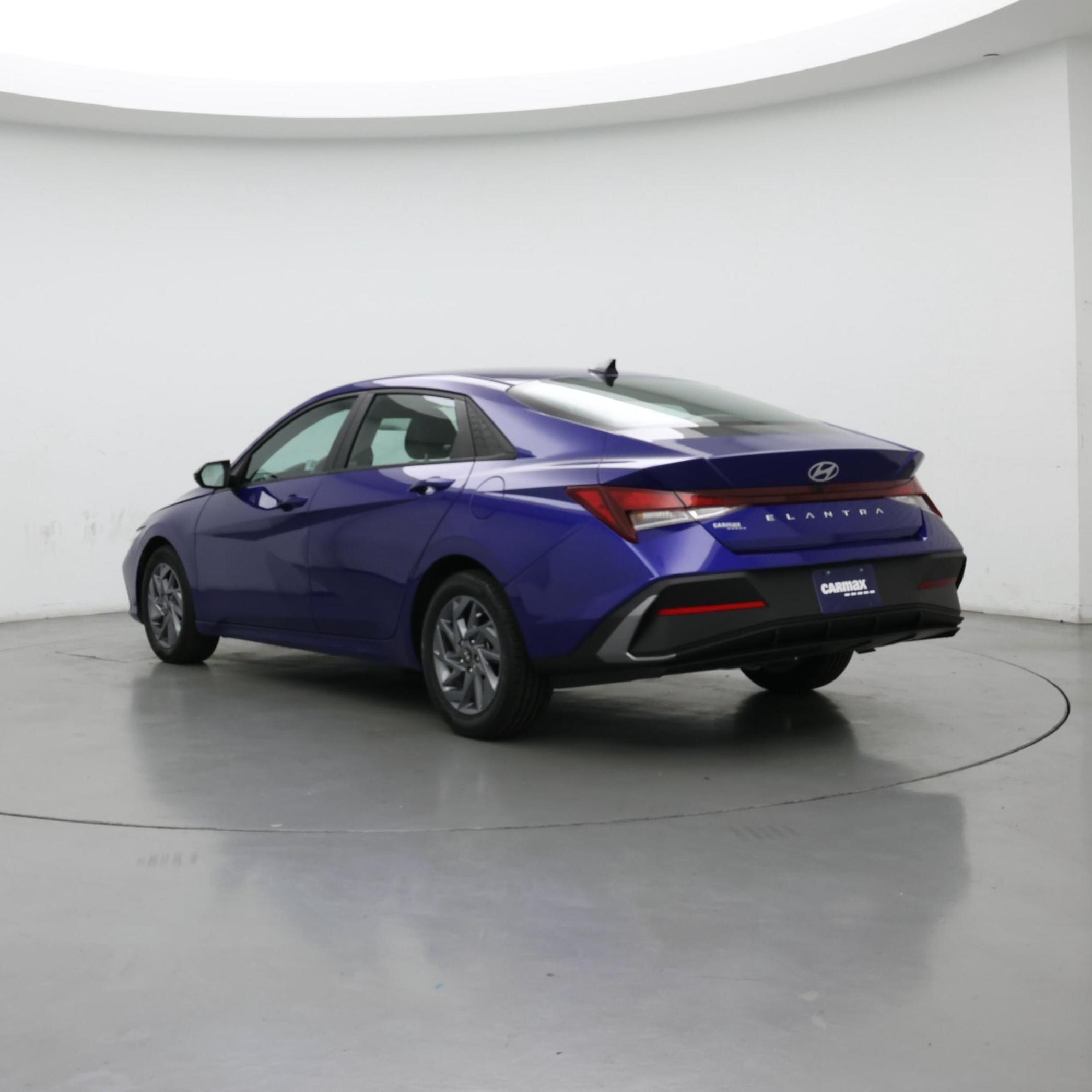 Thumbnail: 2024 Hyundai Elantra - 2