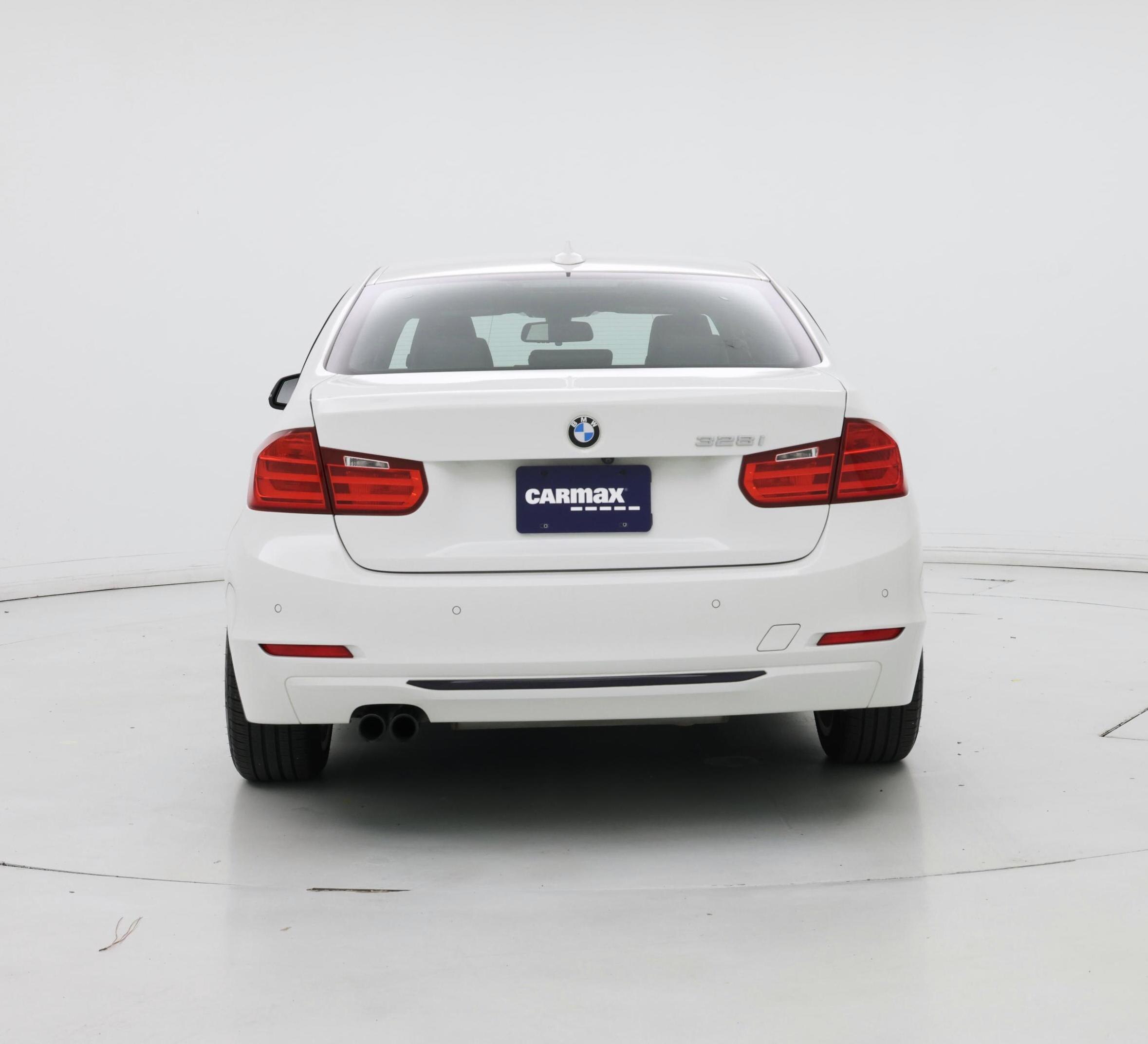 Thumbnail: 2015 BMW 3 Series - 6