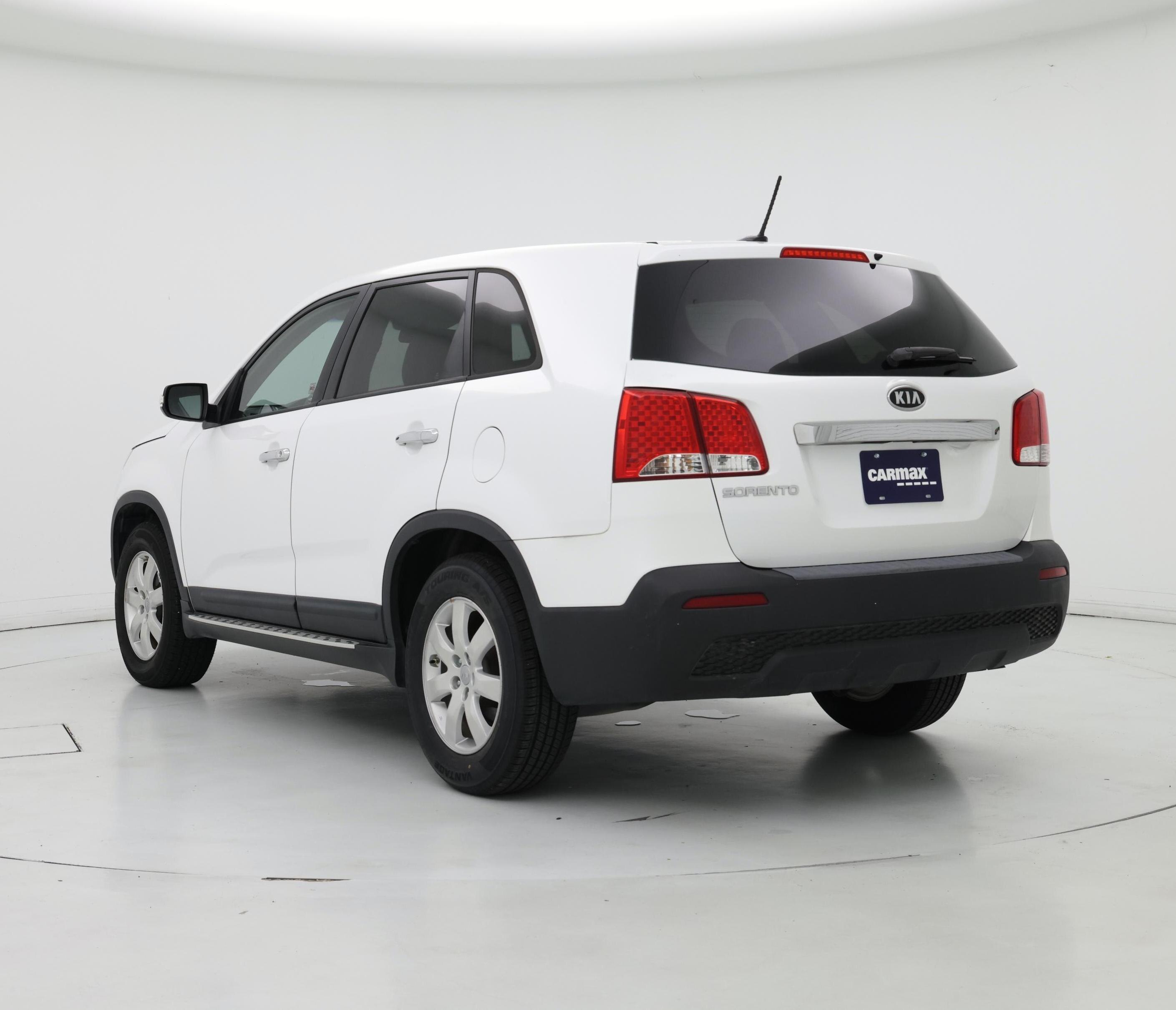 Thumbnail: 2013 Kia Sorento - 2