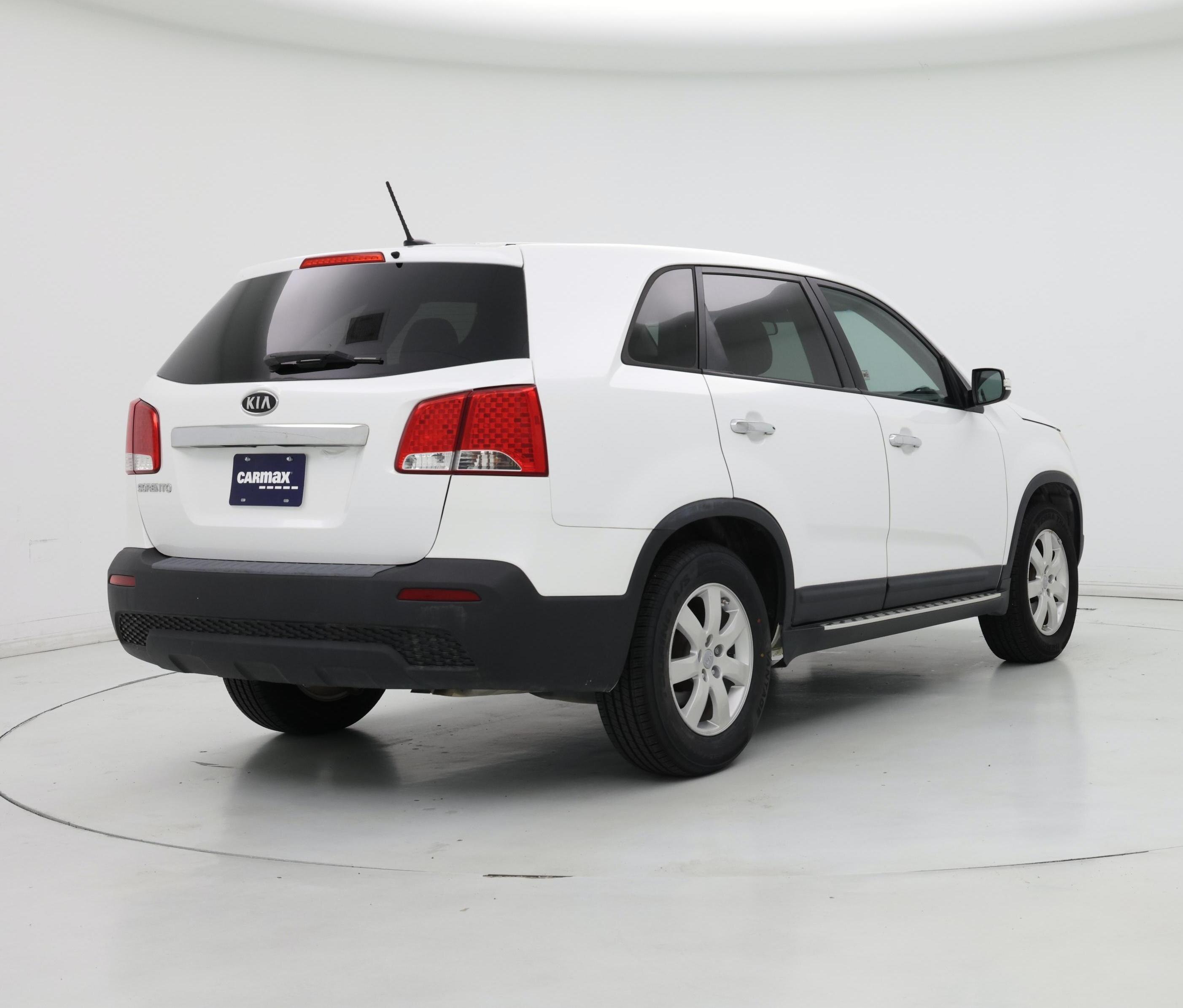 Thumbnail: 2013 Kia Sorento - 8