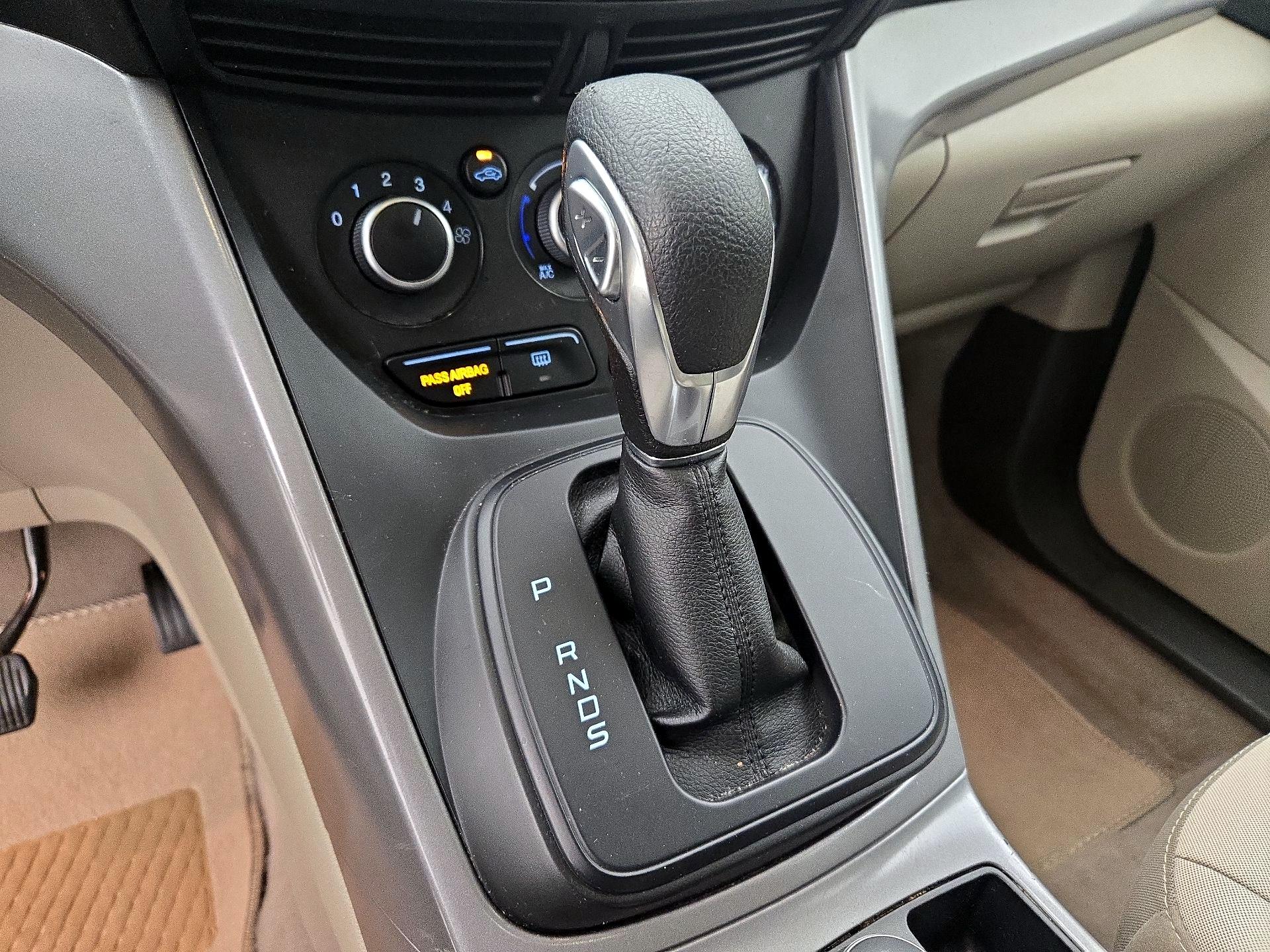 Thumbnail: 2016 Ford Escape - 17
