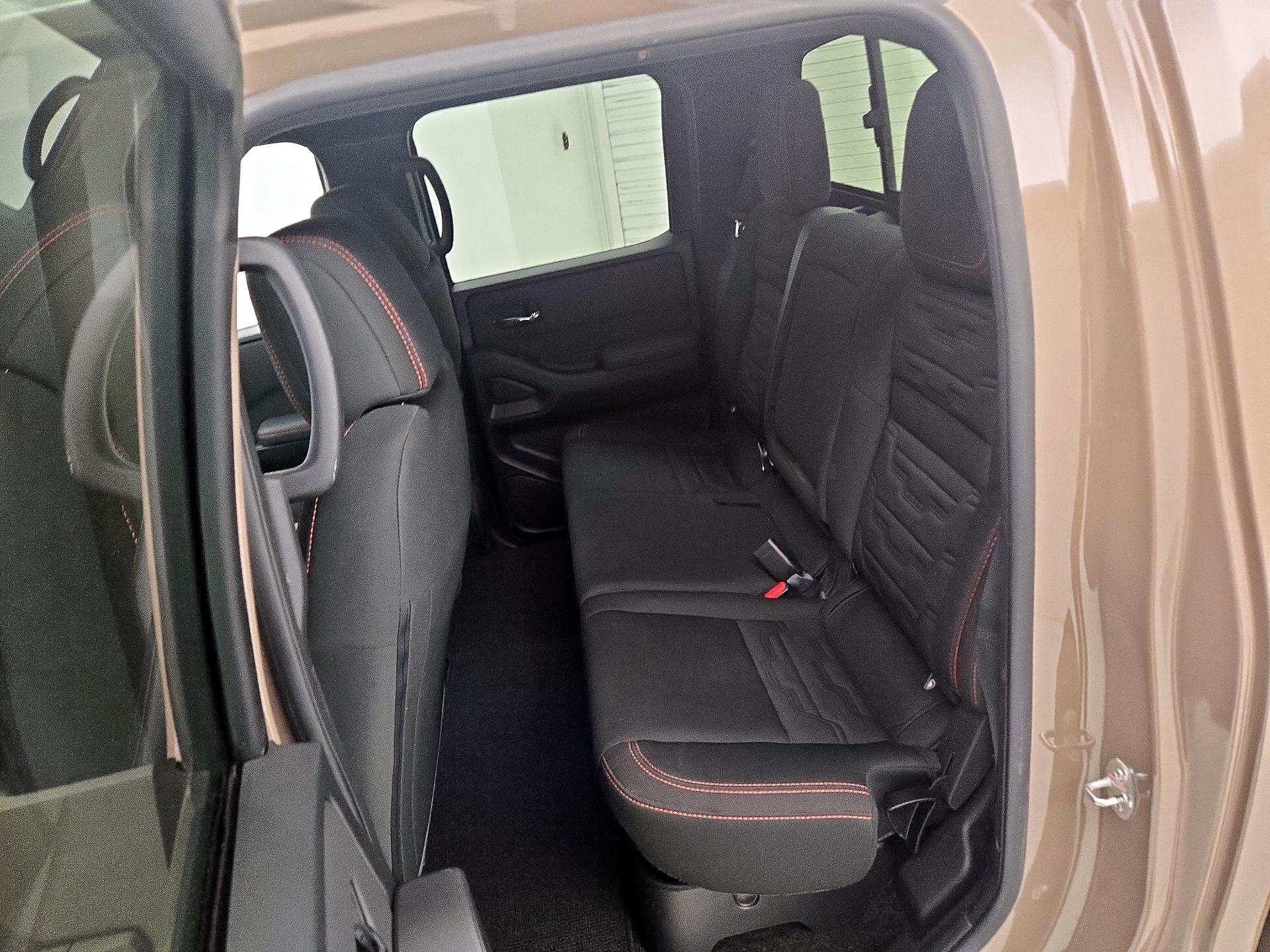 Thumbnail: 2024 Nissan Frontier - 20