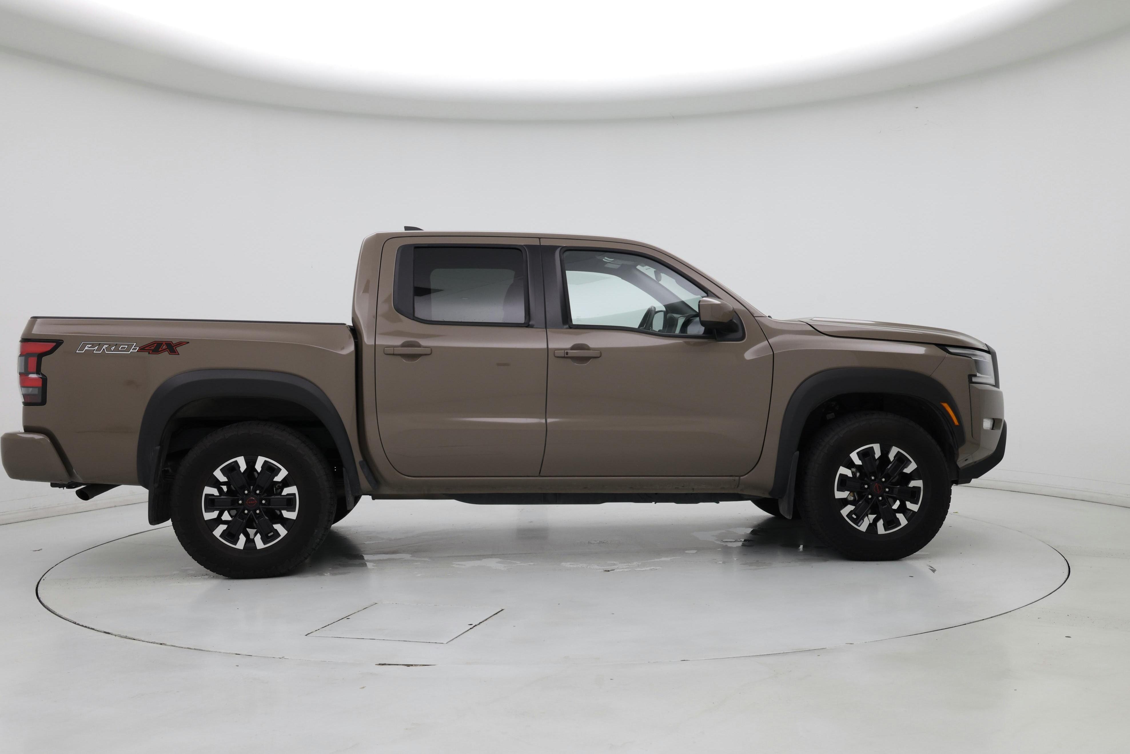 Thumbnail: 2024 Nissan Frontier - 7