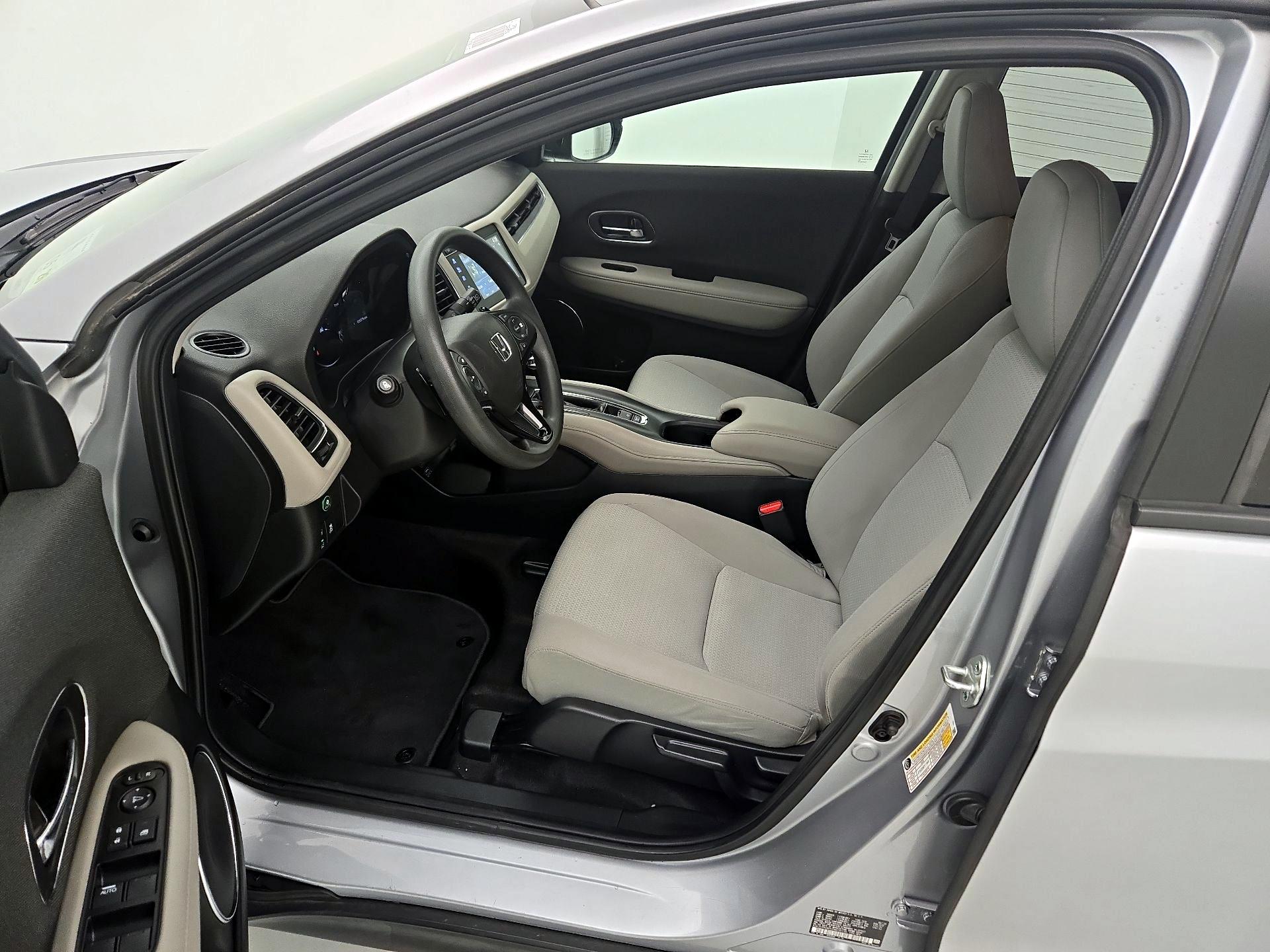 Thumbnail: 2022 Honda HR-V - 11