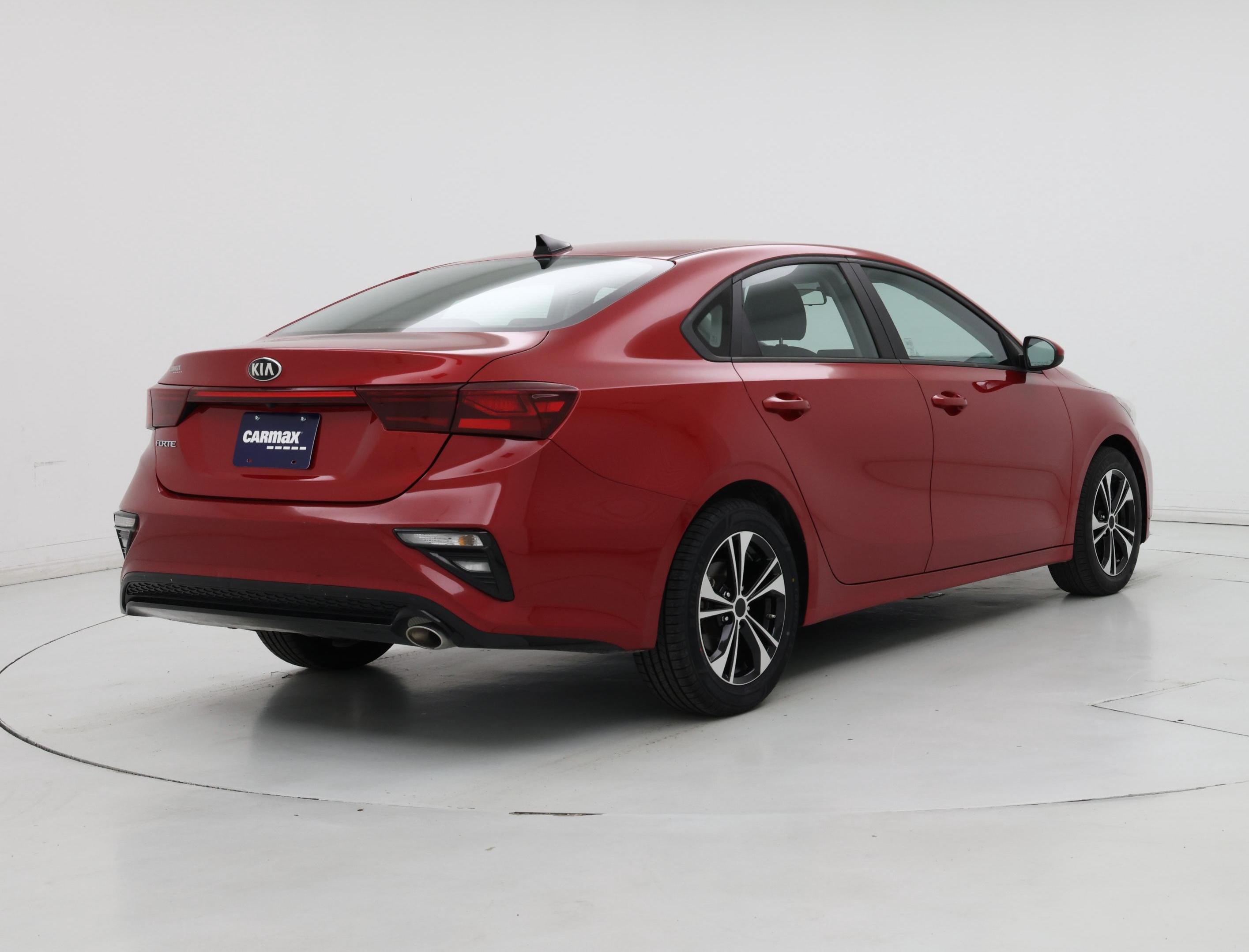 Thumbnail: 2021 Kia Forte - 8