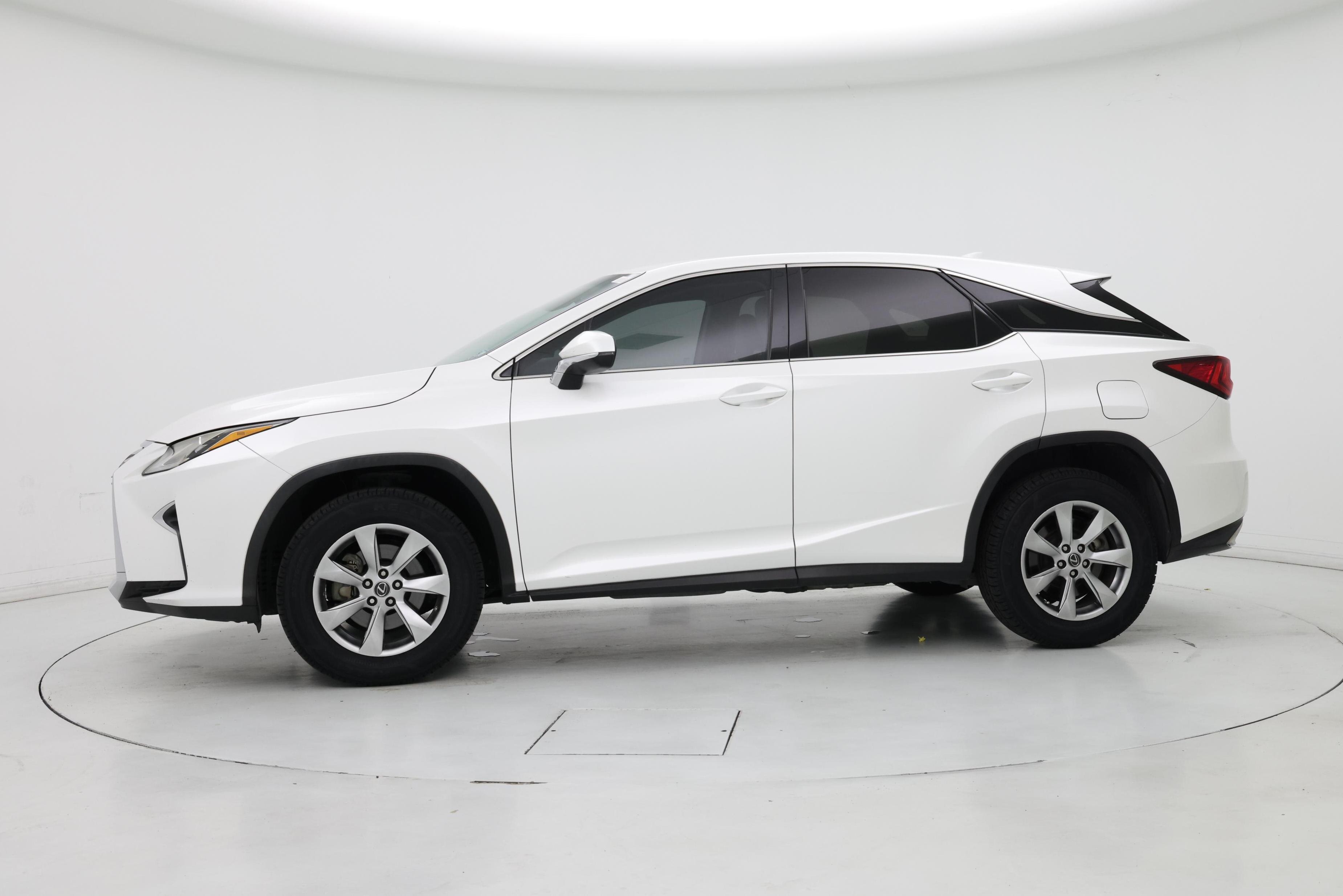 Thumbnail: 2018 Lexus RX - 3