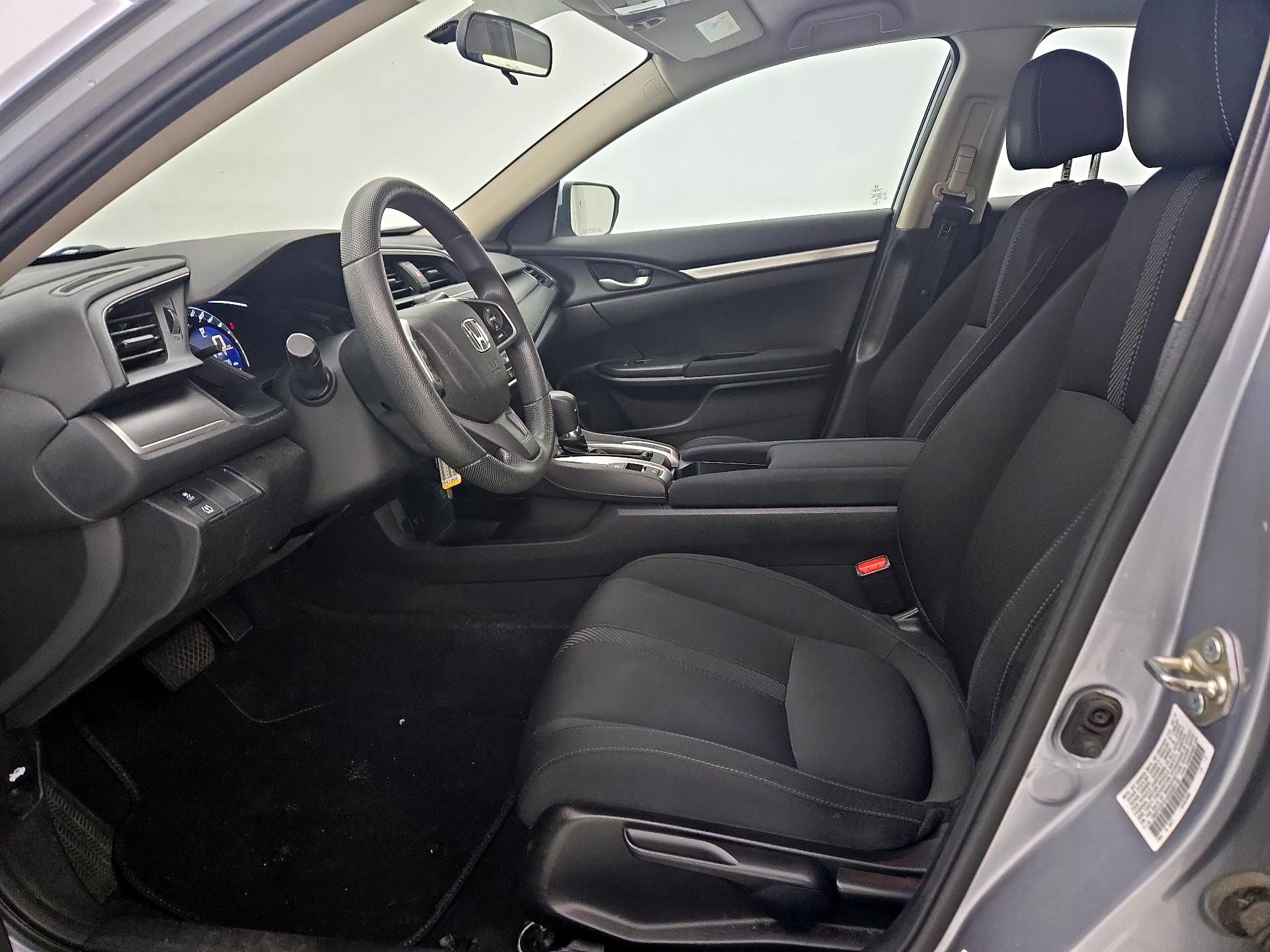 Thumbnail: 2016 Honda Civic - 11