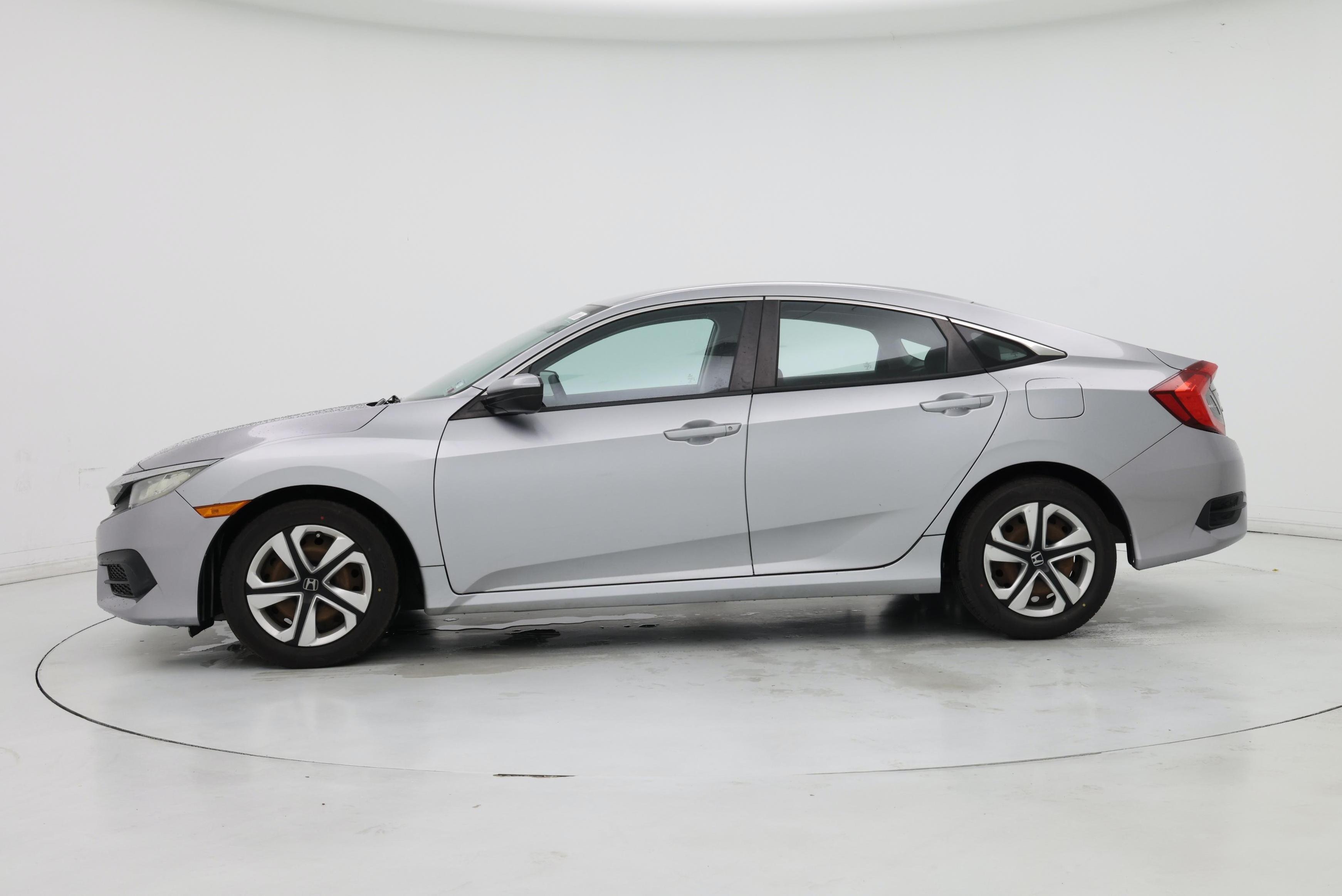 Thumbnail: 2016 Honda Civic - 3