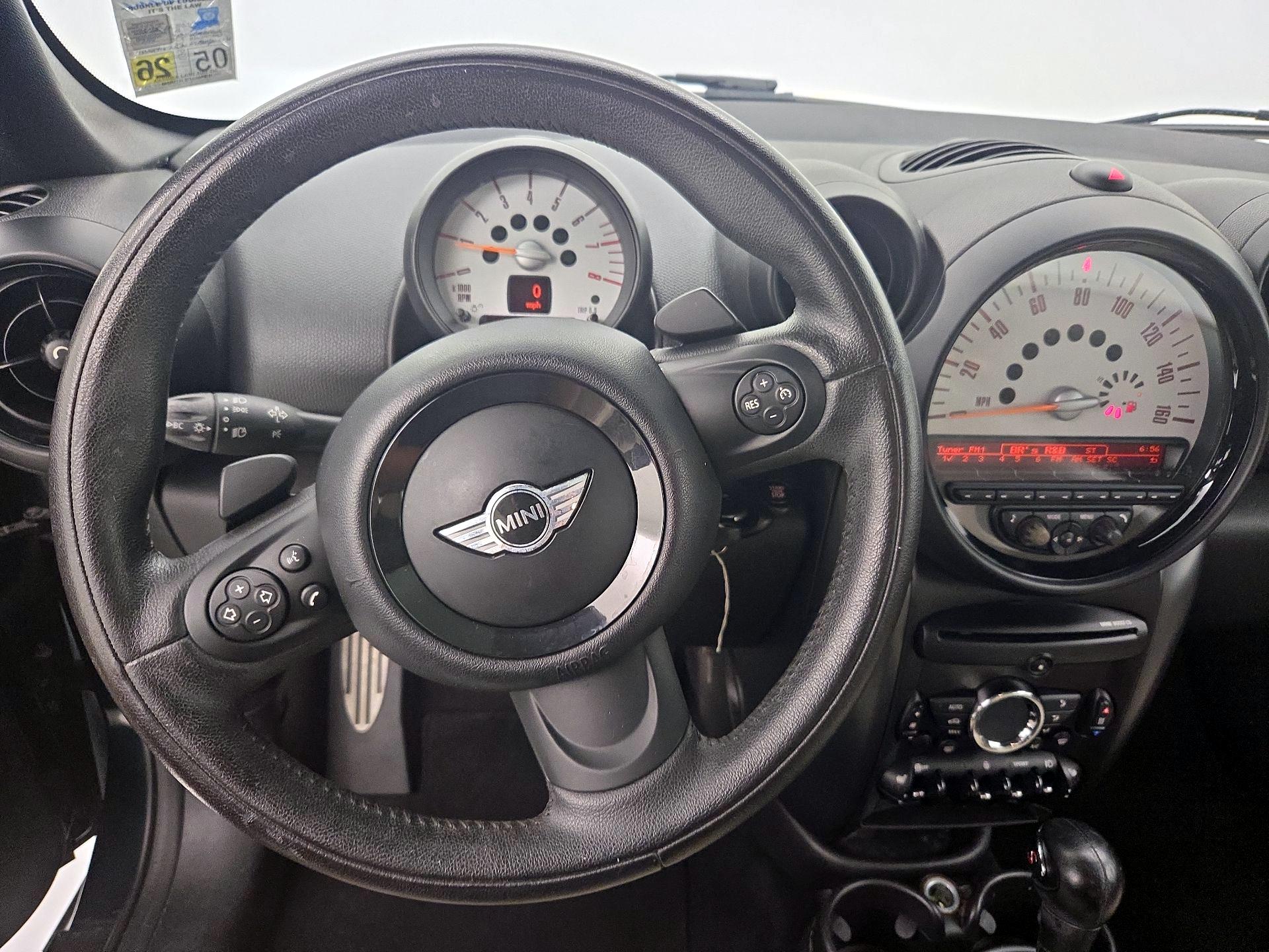 Thumbnail: 2014 MINI Cooper Countryman - 10