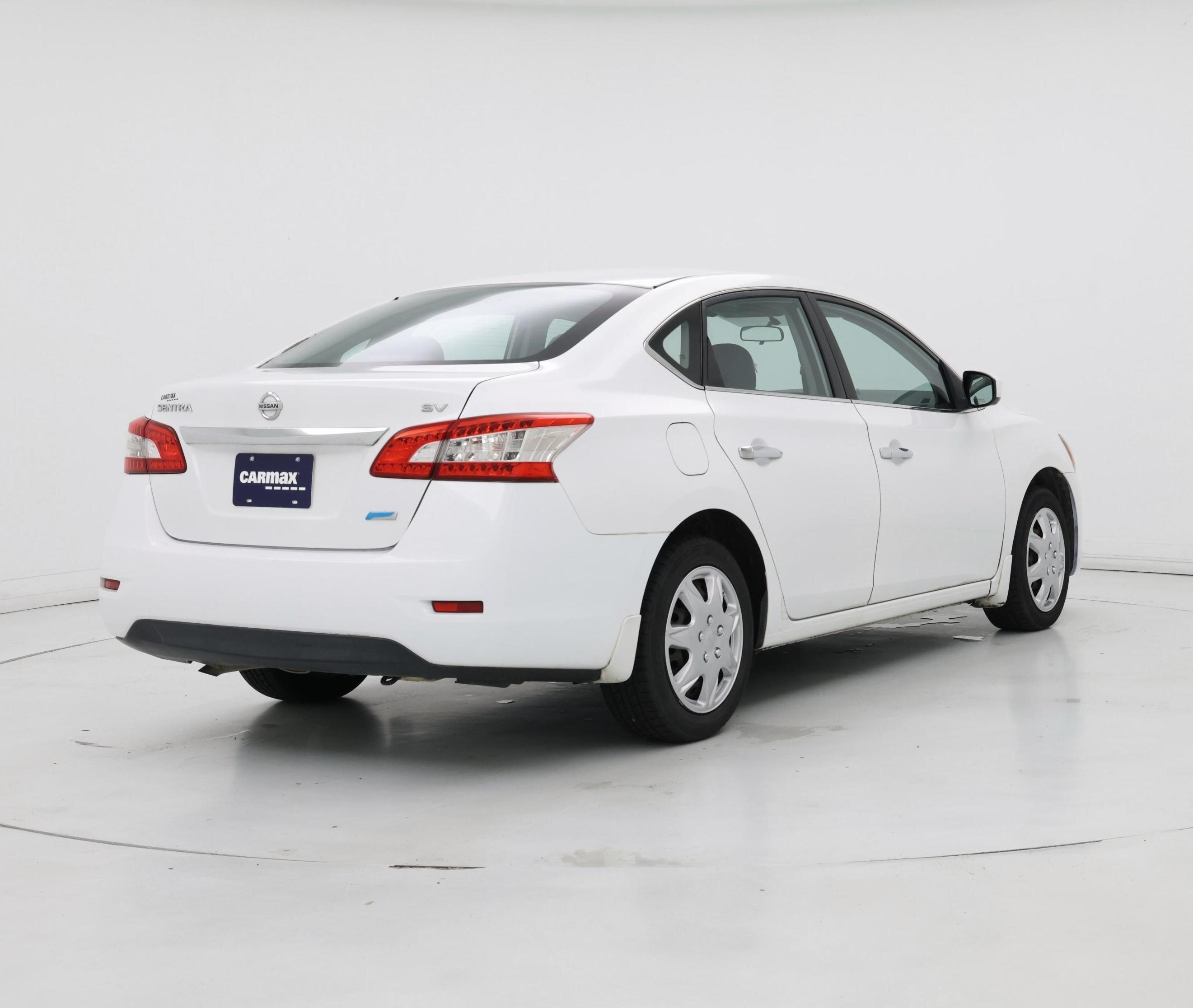 Thumbnail: 2014 Nissan Sentra - 8