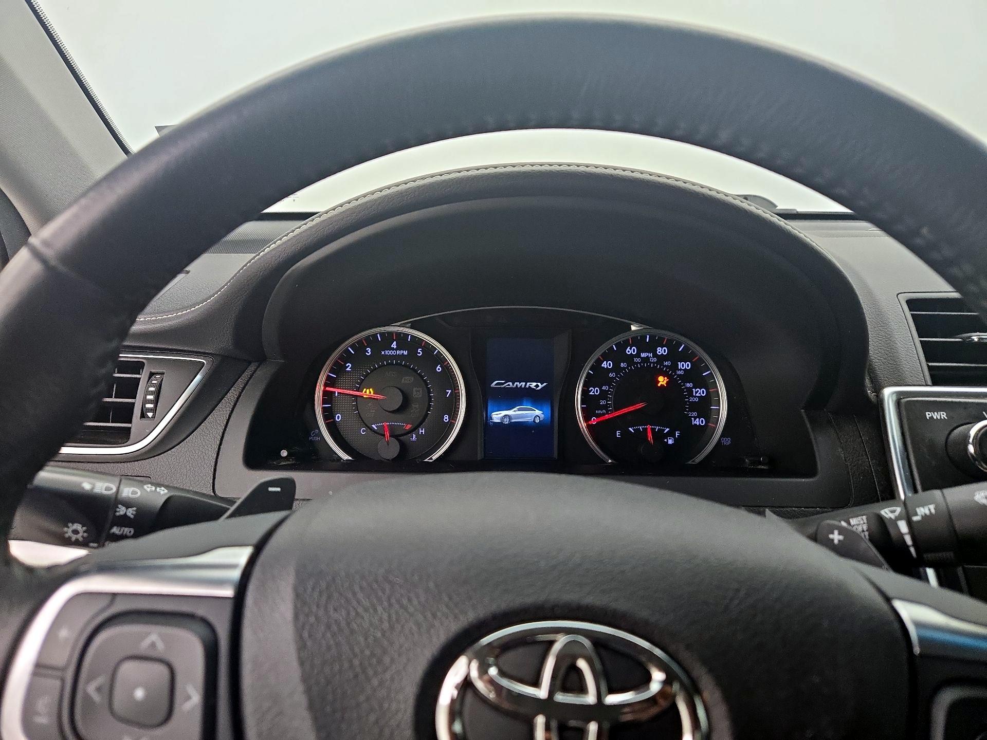 Thumbnail: 2017 Toyota Camry - 9