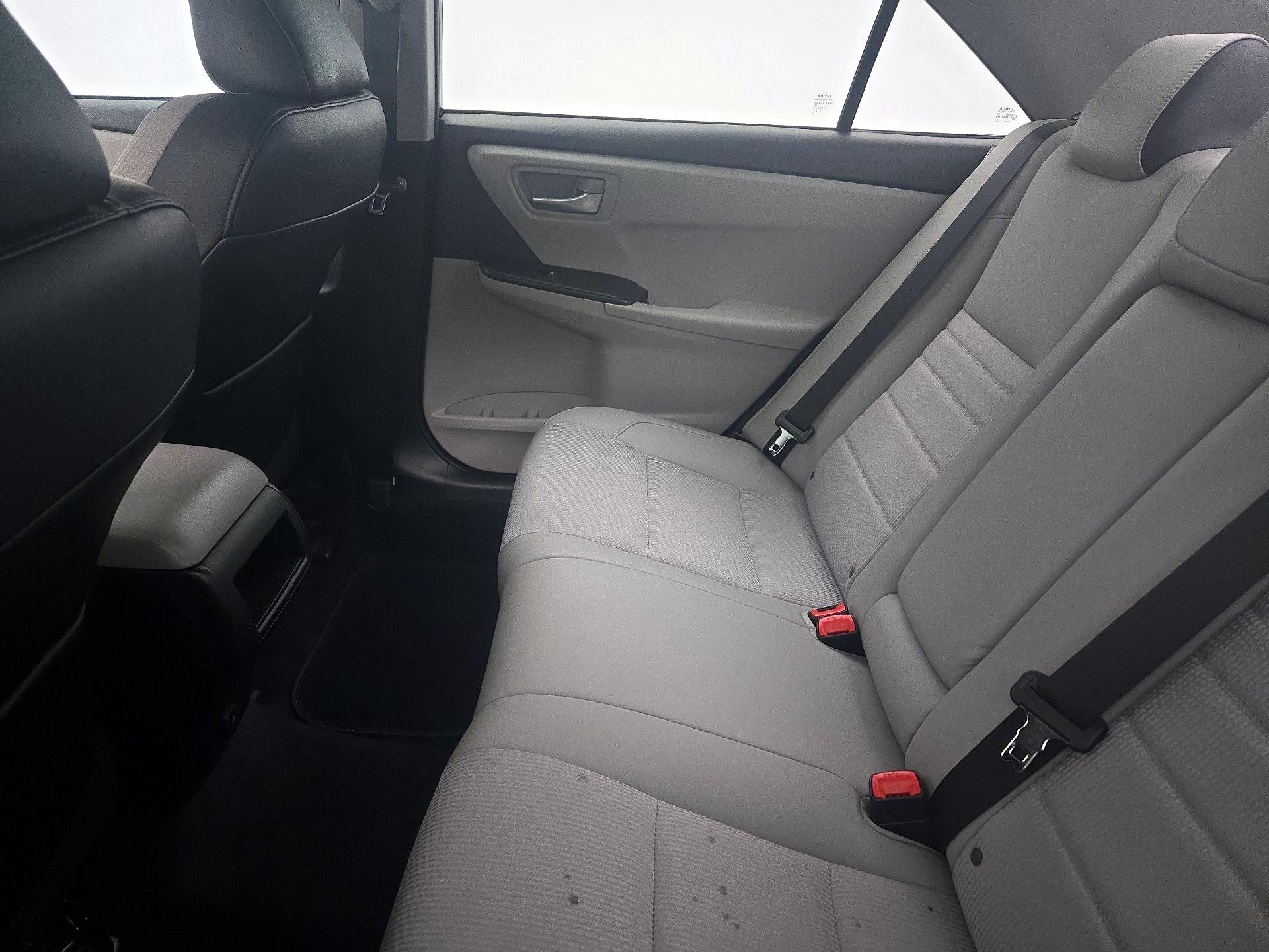 Thumbnail: 2017 Toyota Camry - 19