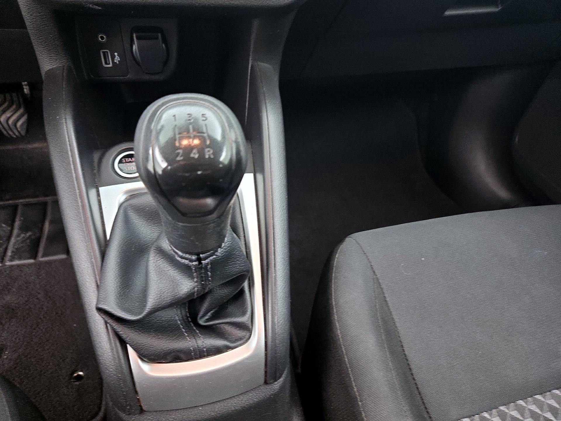 Thumbnail: 2021 Nissan Versa - 17