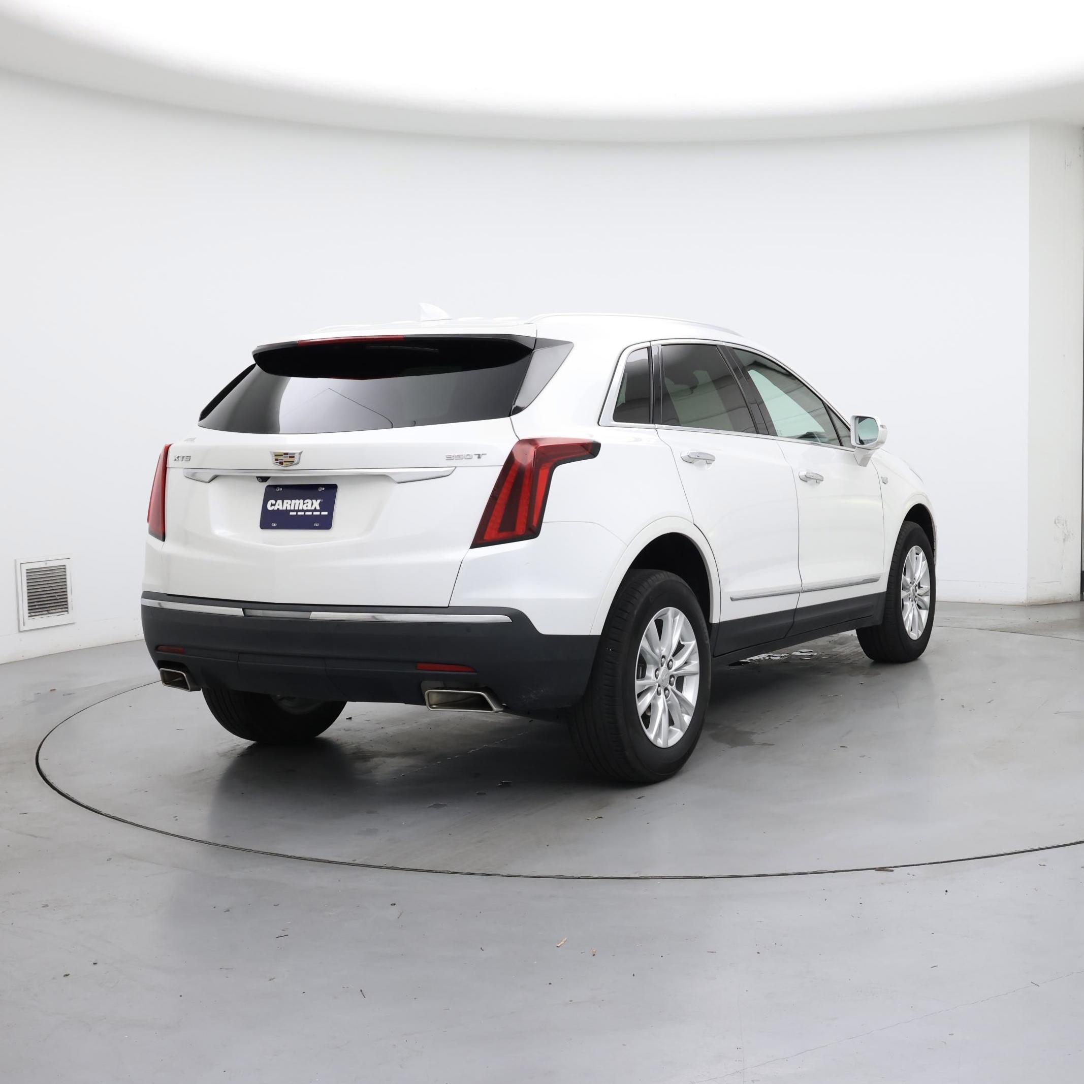 Thumbnail: 2020 Cadillac XT5 - 8