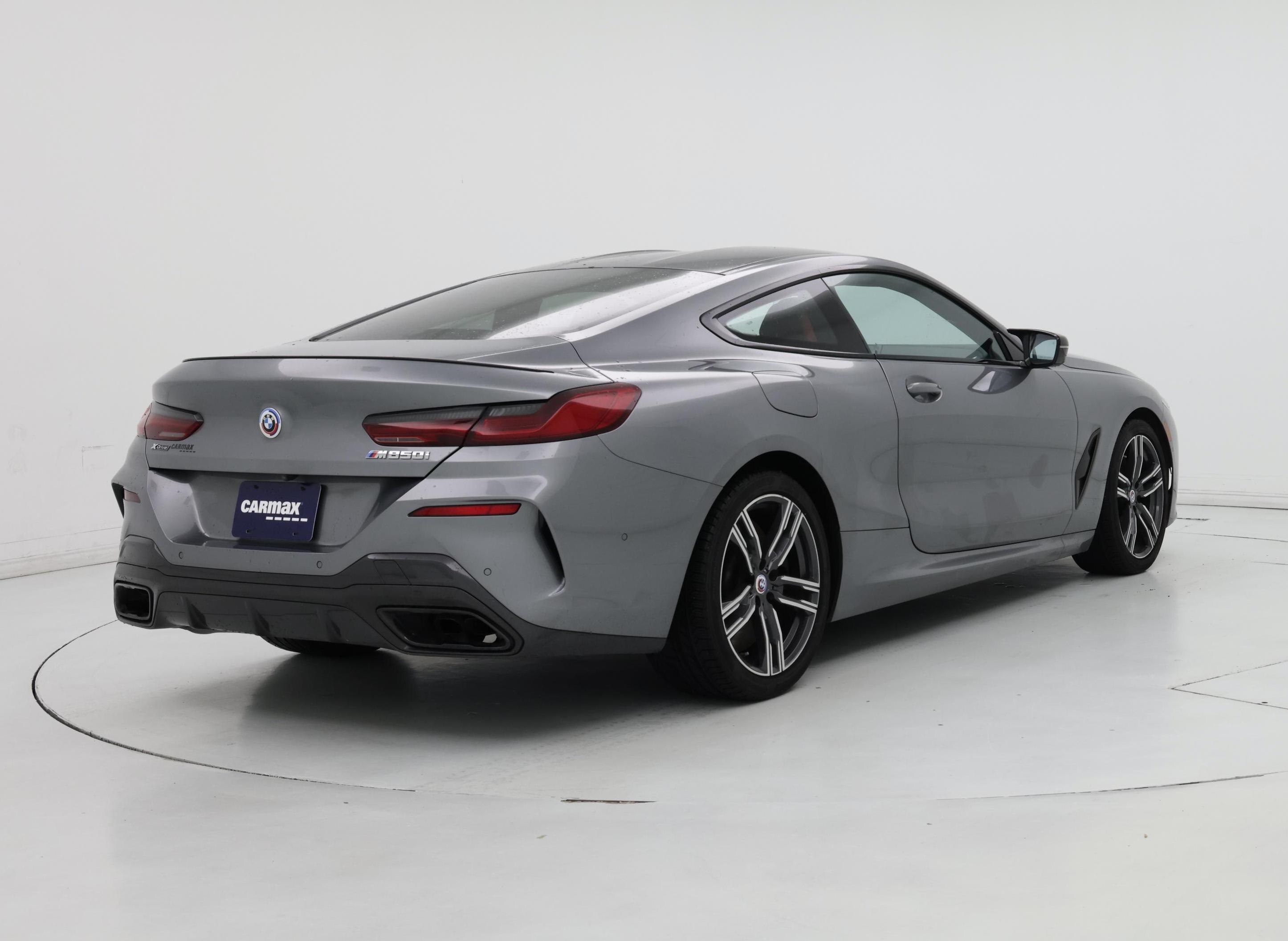 Thumbnail: 2023 BMW 8 Series - 8
