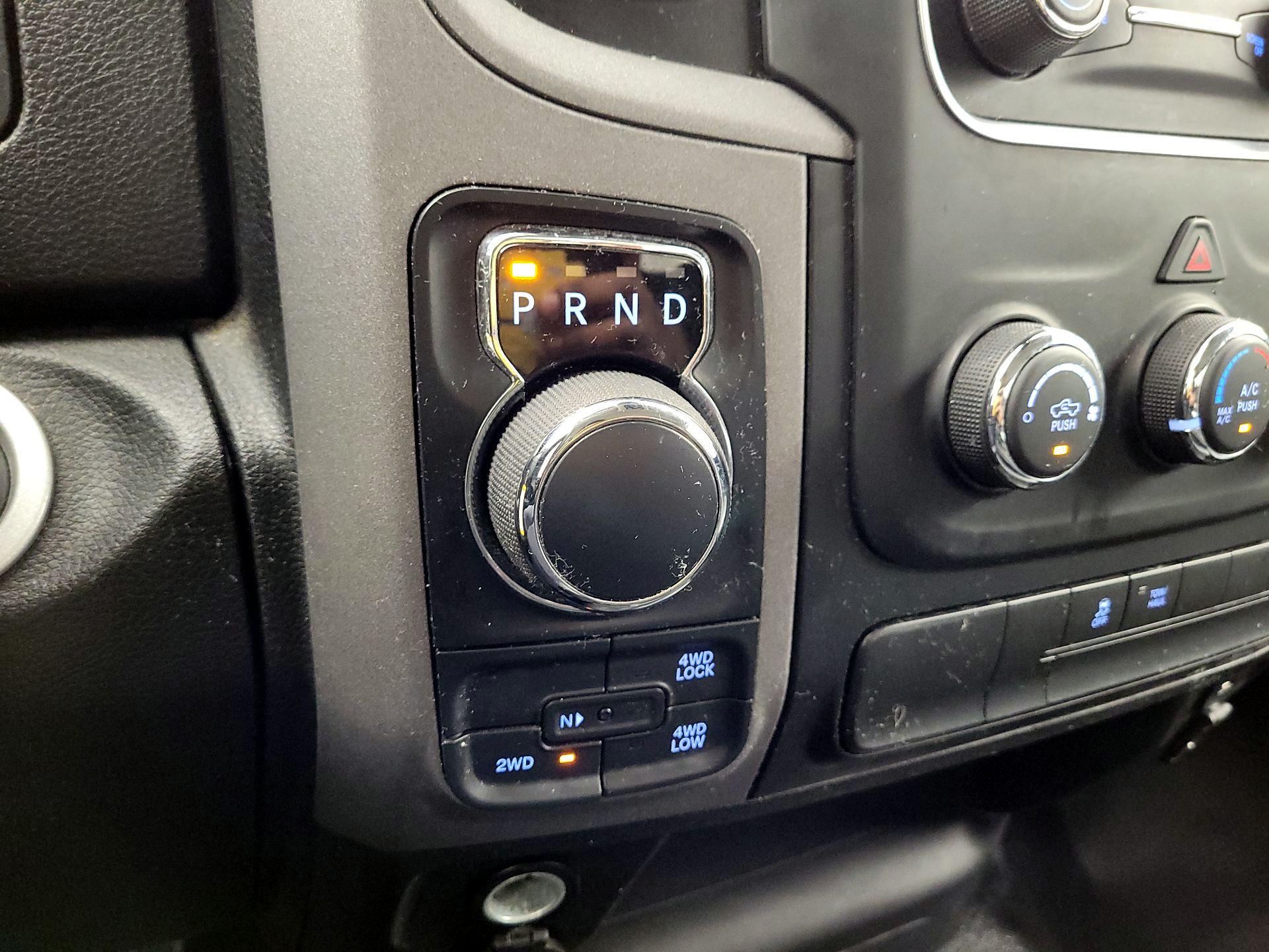 Thumbnail: 2021 RAM 1500 Classic - 17