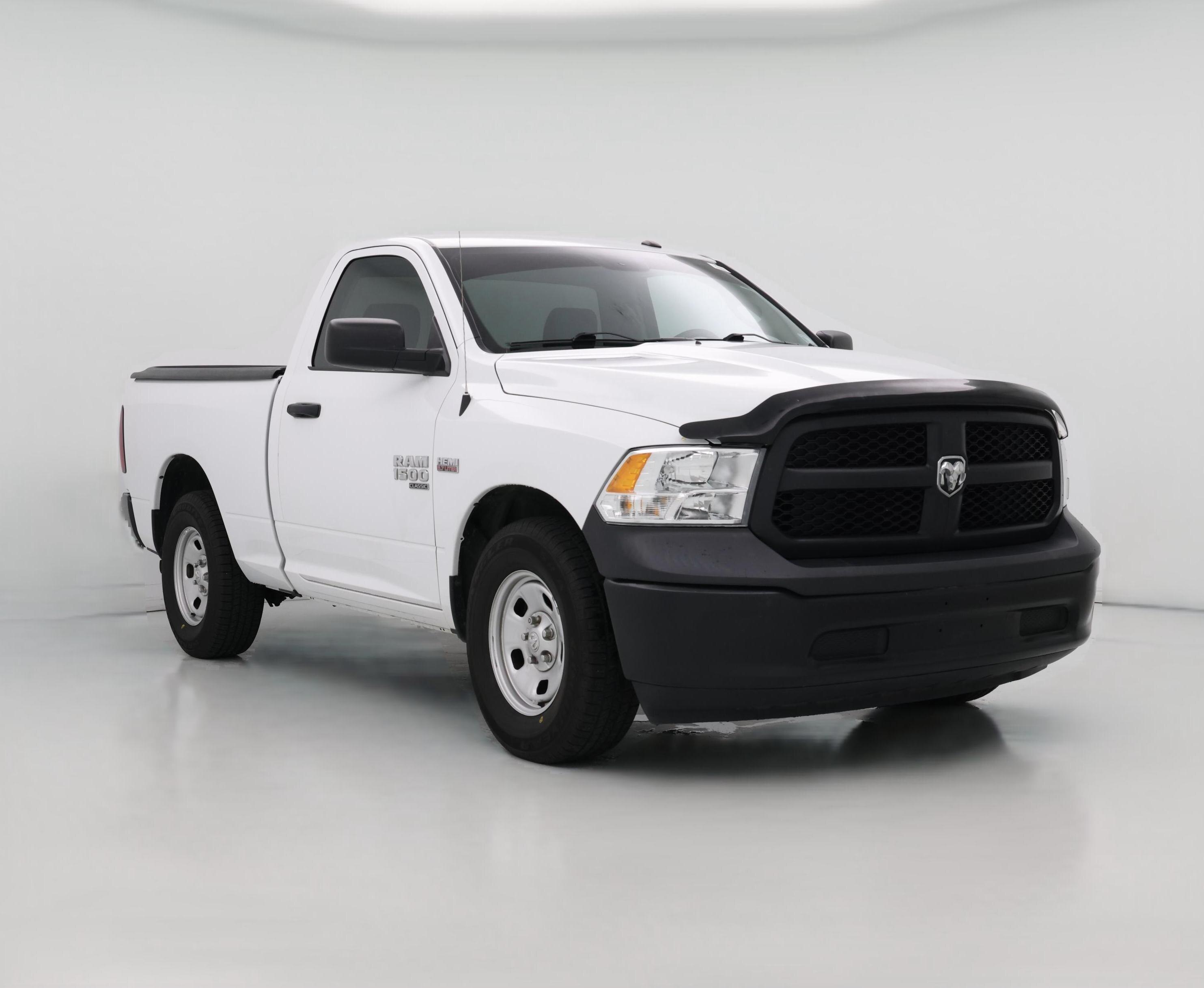 Thumbnail: 2021 RAM 1500 Classic - 1