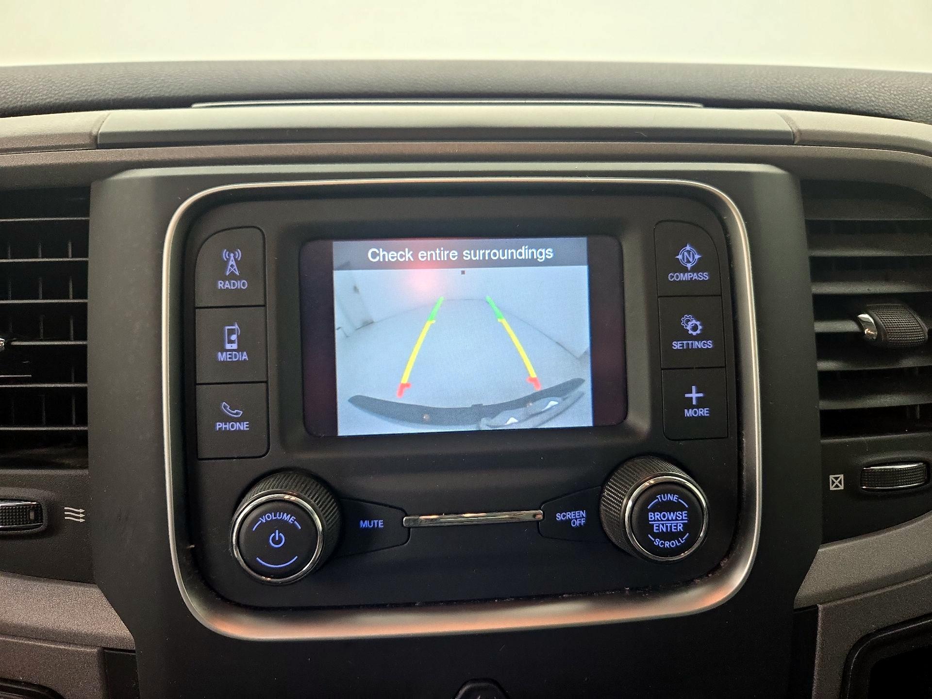 Thumbnail: 2021 RAM 1500 Classic - 14