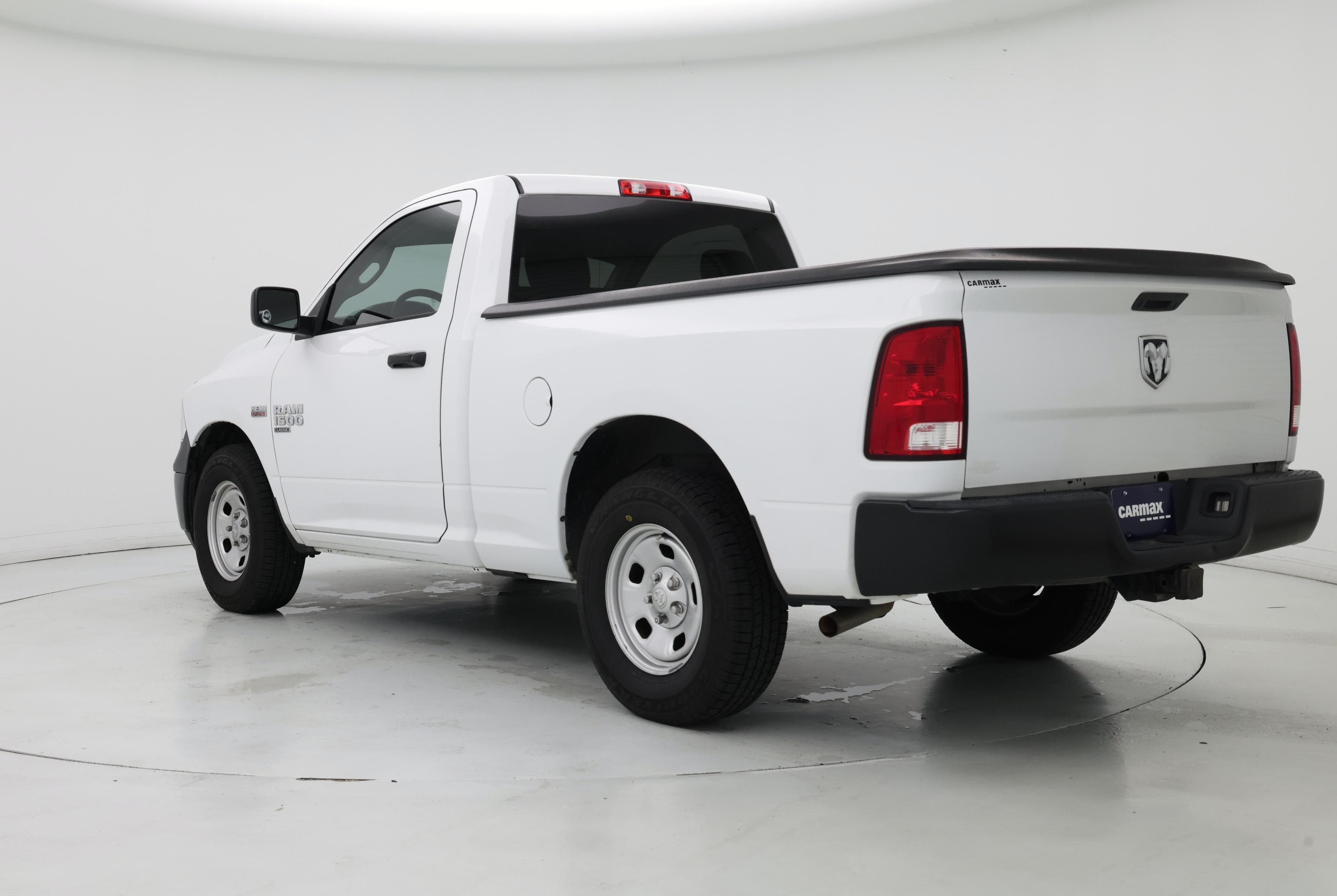Thumbnail: 2021 RAM 1500 Classic - 2