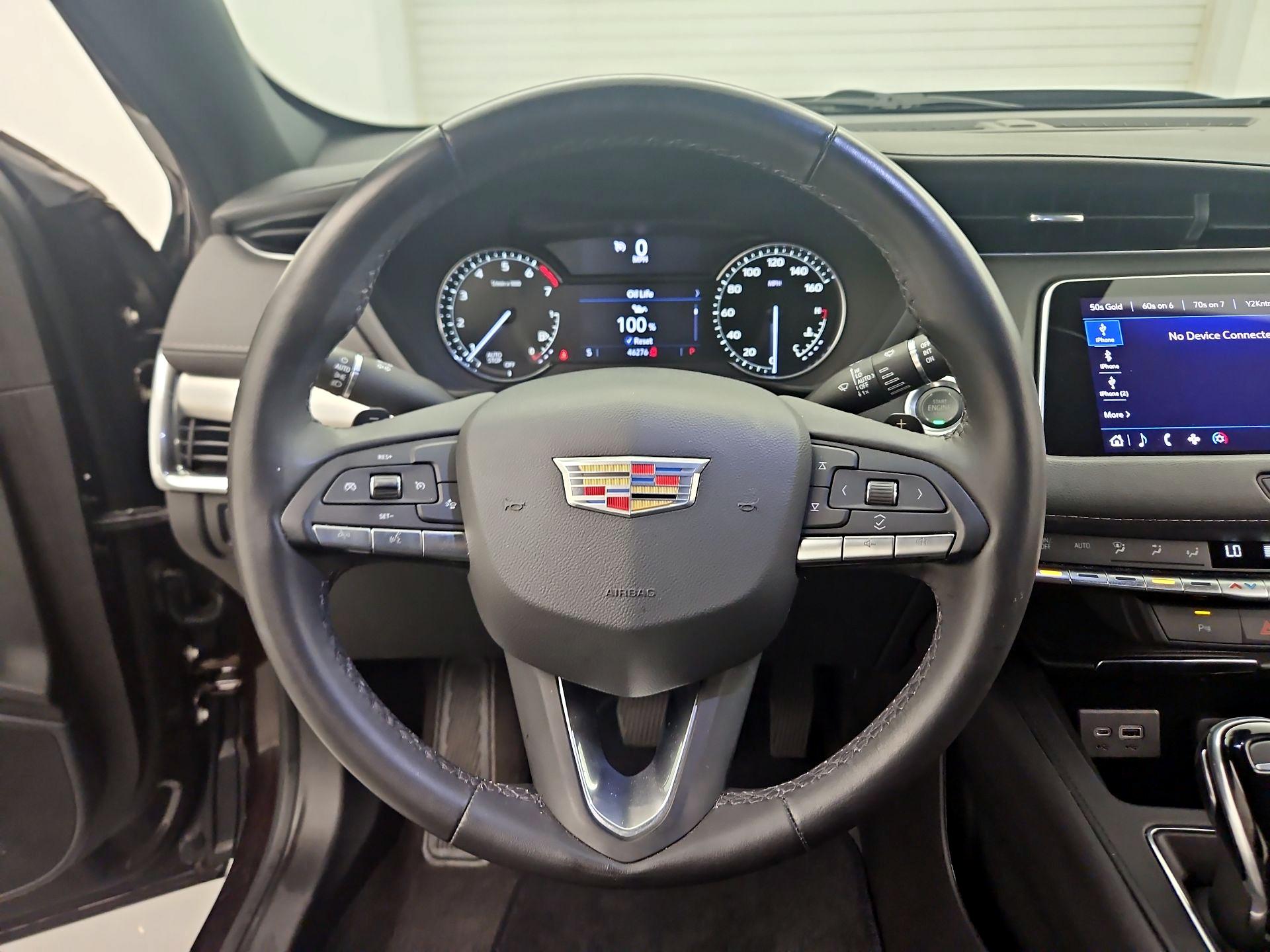 Thumbnail: 2020 Cadillac XT4 - 10