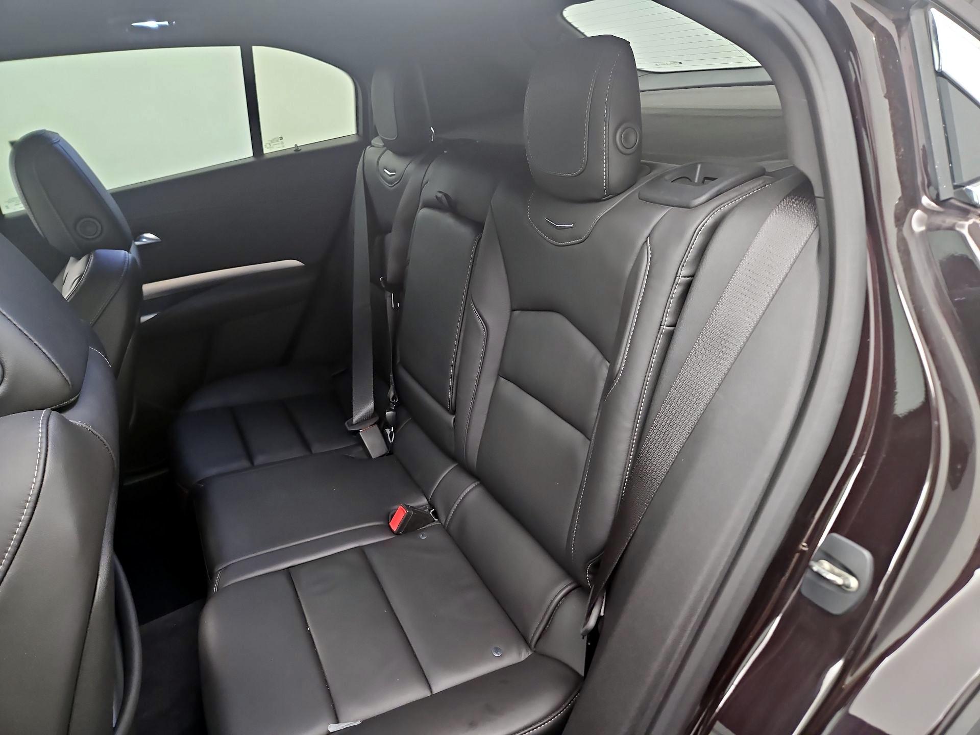 Thumbnail: 2020 Cadillac XT4 - 19