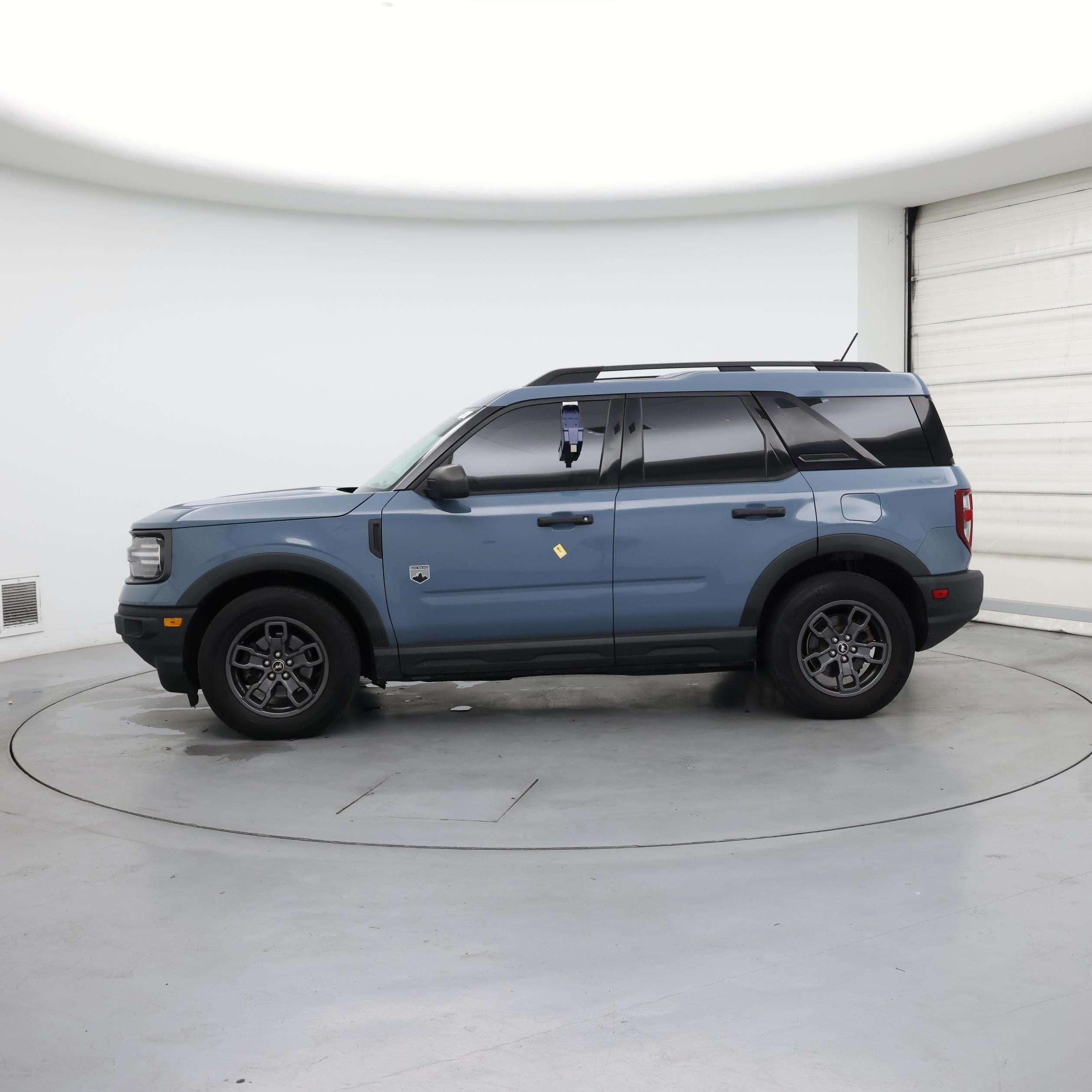 Thumbnail: 2021 Ford Bronco Sport - 3