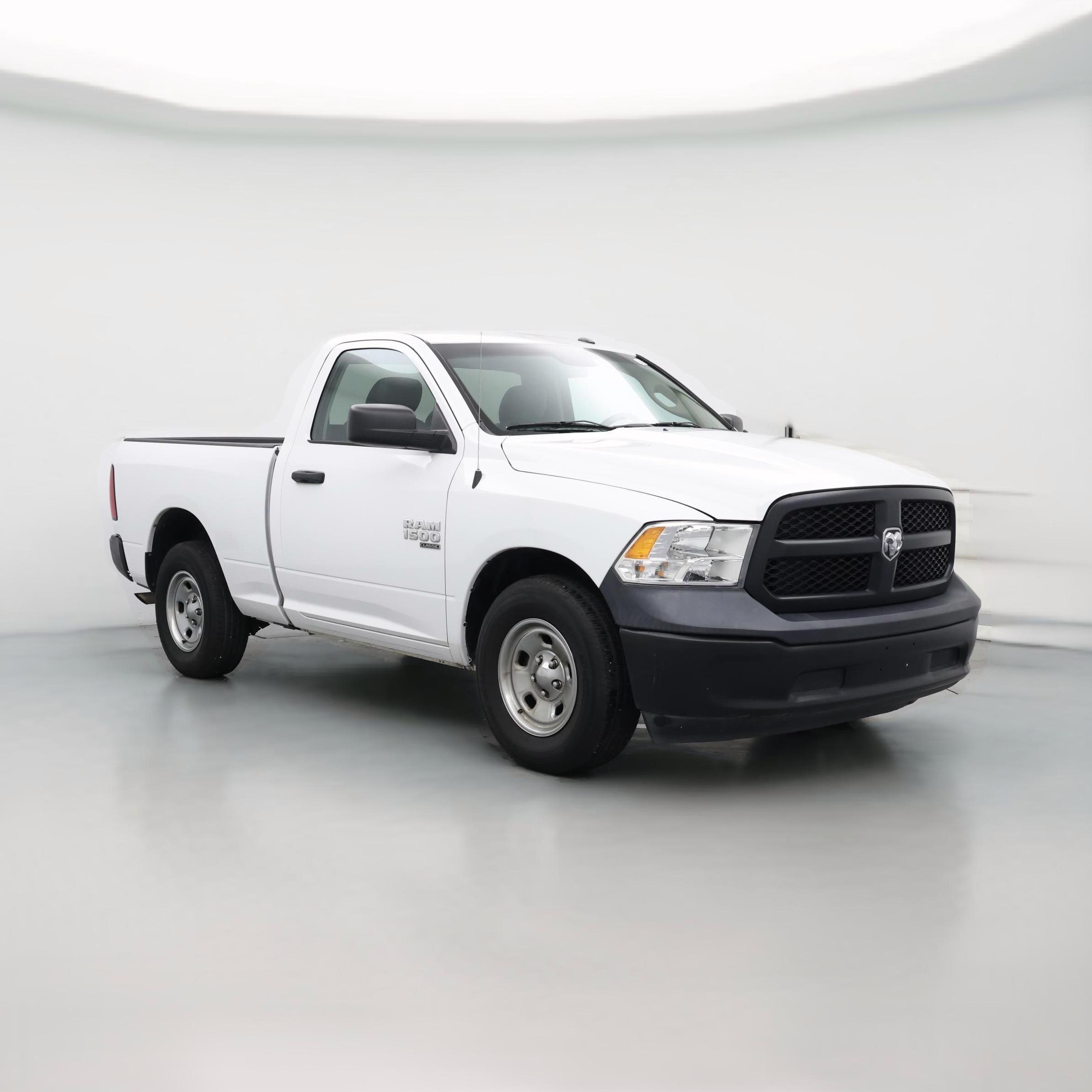 Thumbnail: 2021 RAM 1500 Classic - 1