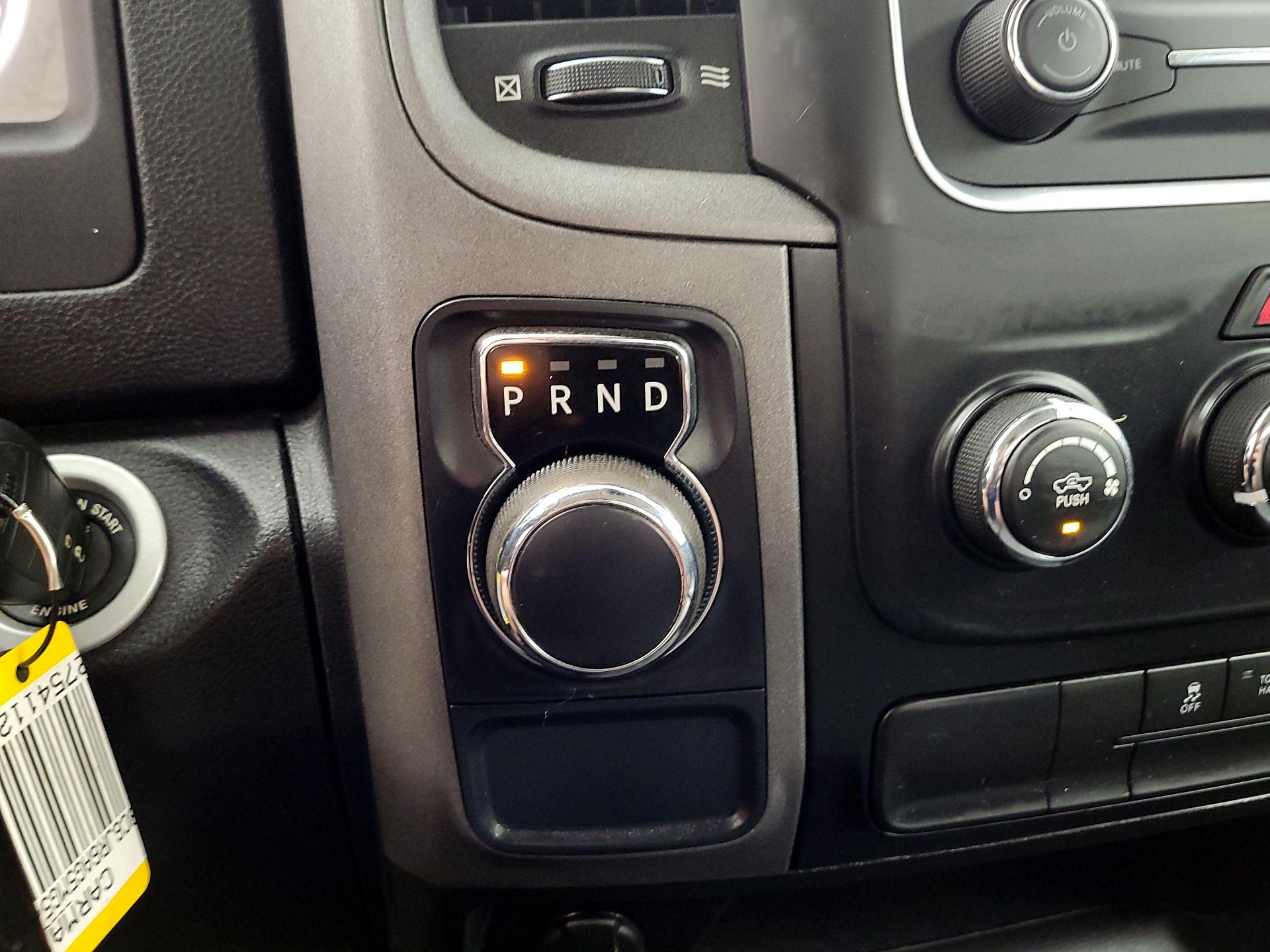 Thumbnail: 2021 RAM 1500 Classic - 17