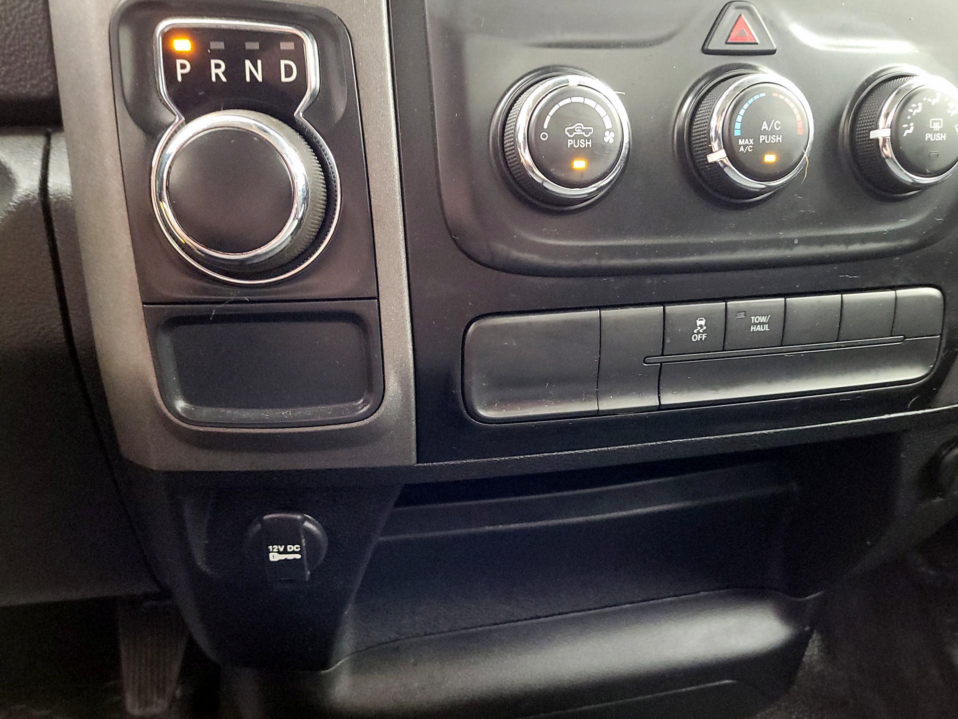 Thumbnail: 2021 RAM 1500 Classic - 18