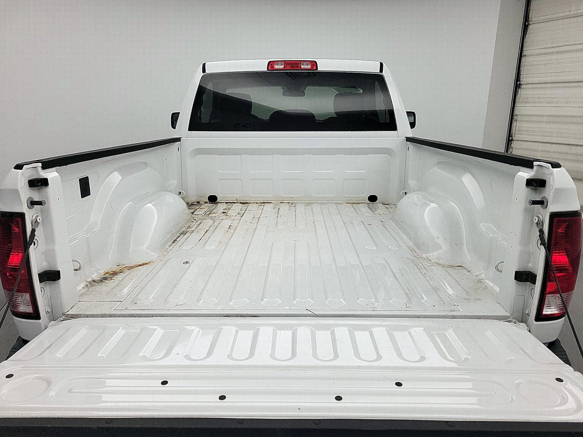 Thumbnail: 2021 RAM 1500 Classic - 19