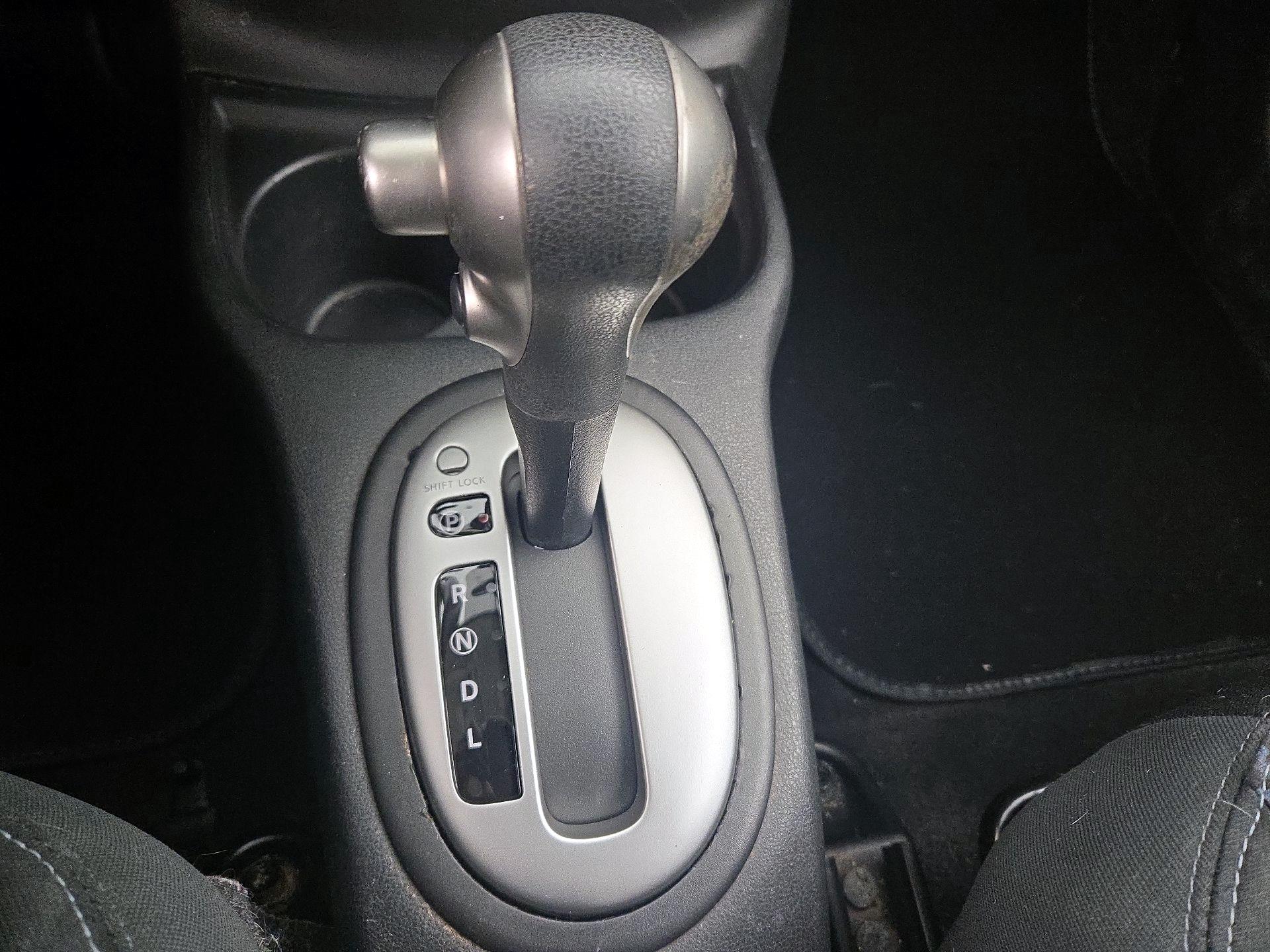 Thumbnail: 2015 Nissan Versa Note - 16