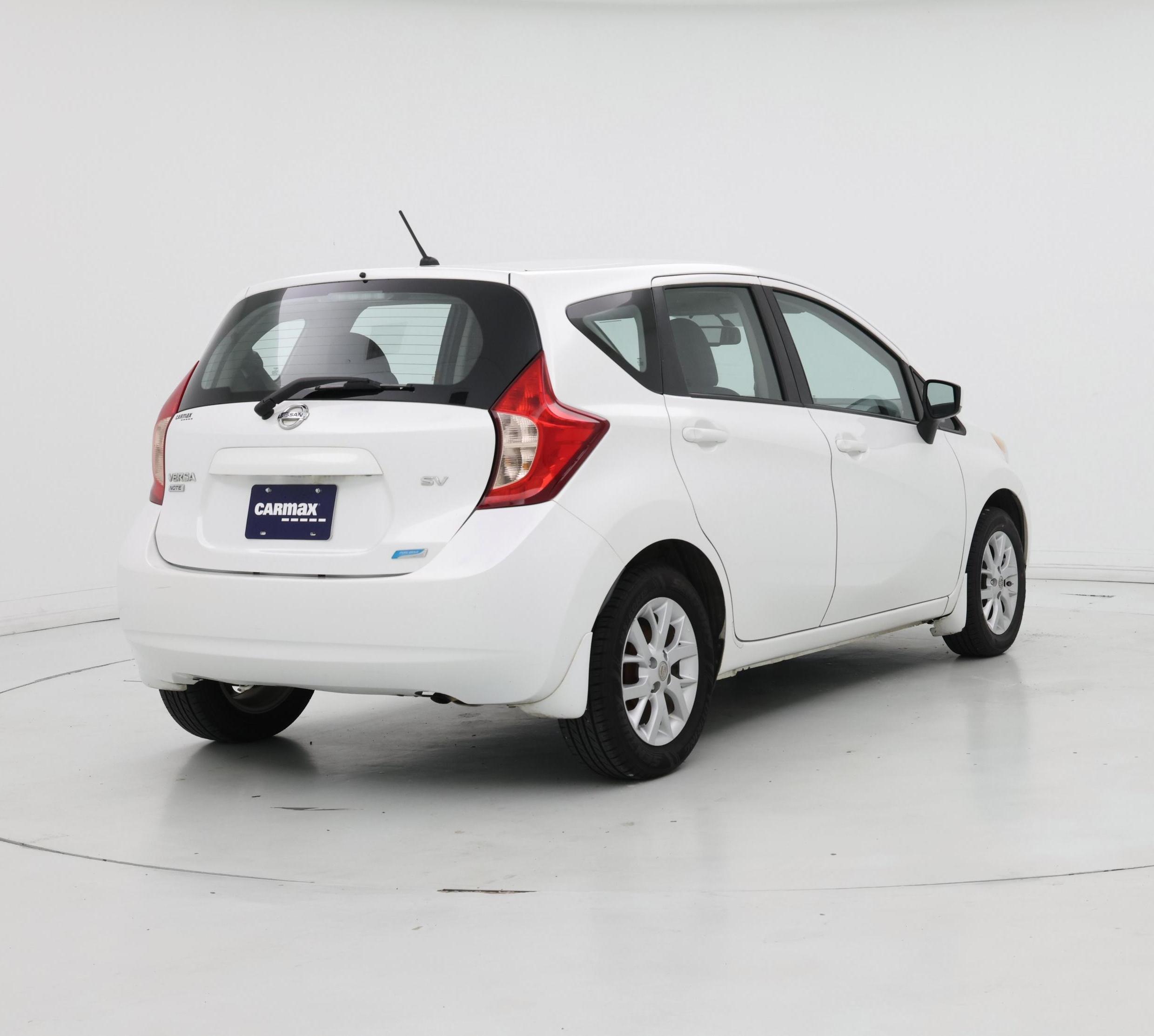 Thumbnail: 2015 Nissan Versa Note - 8