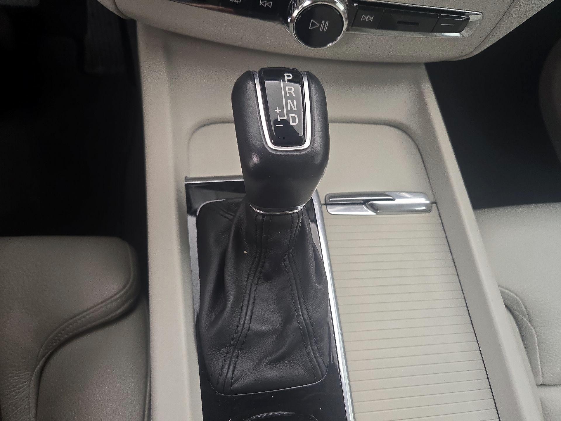 Thumbnail: 2019 Volvo XC60 - 17