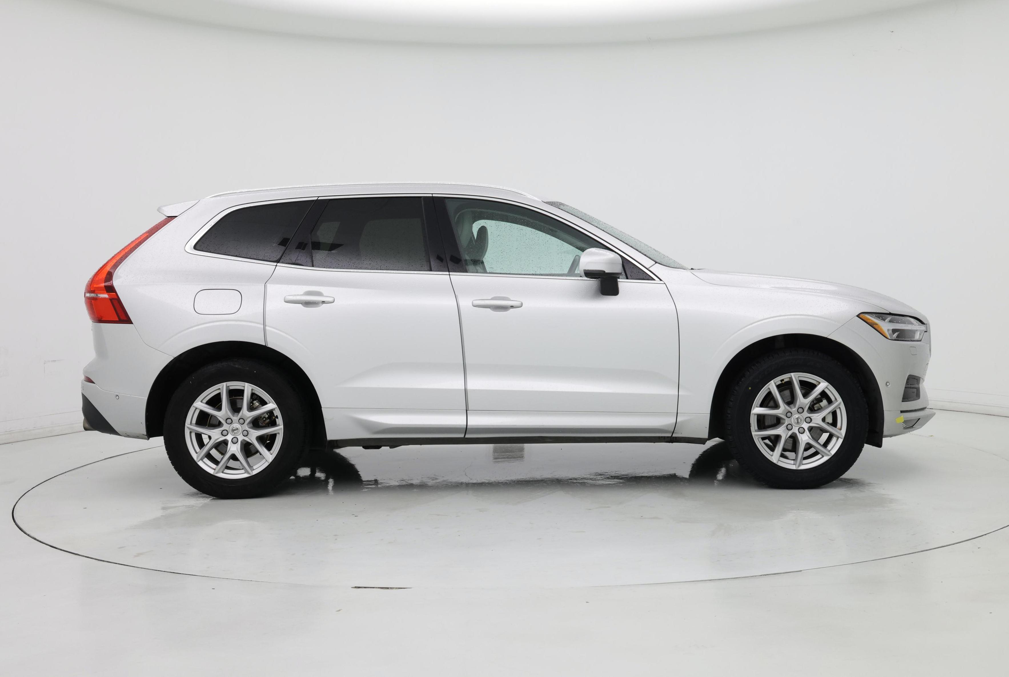 Thumbnail: 2019 Volvo XC60 - 7