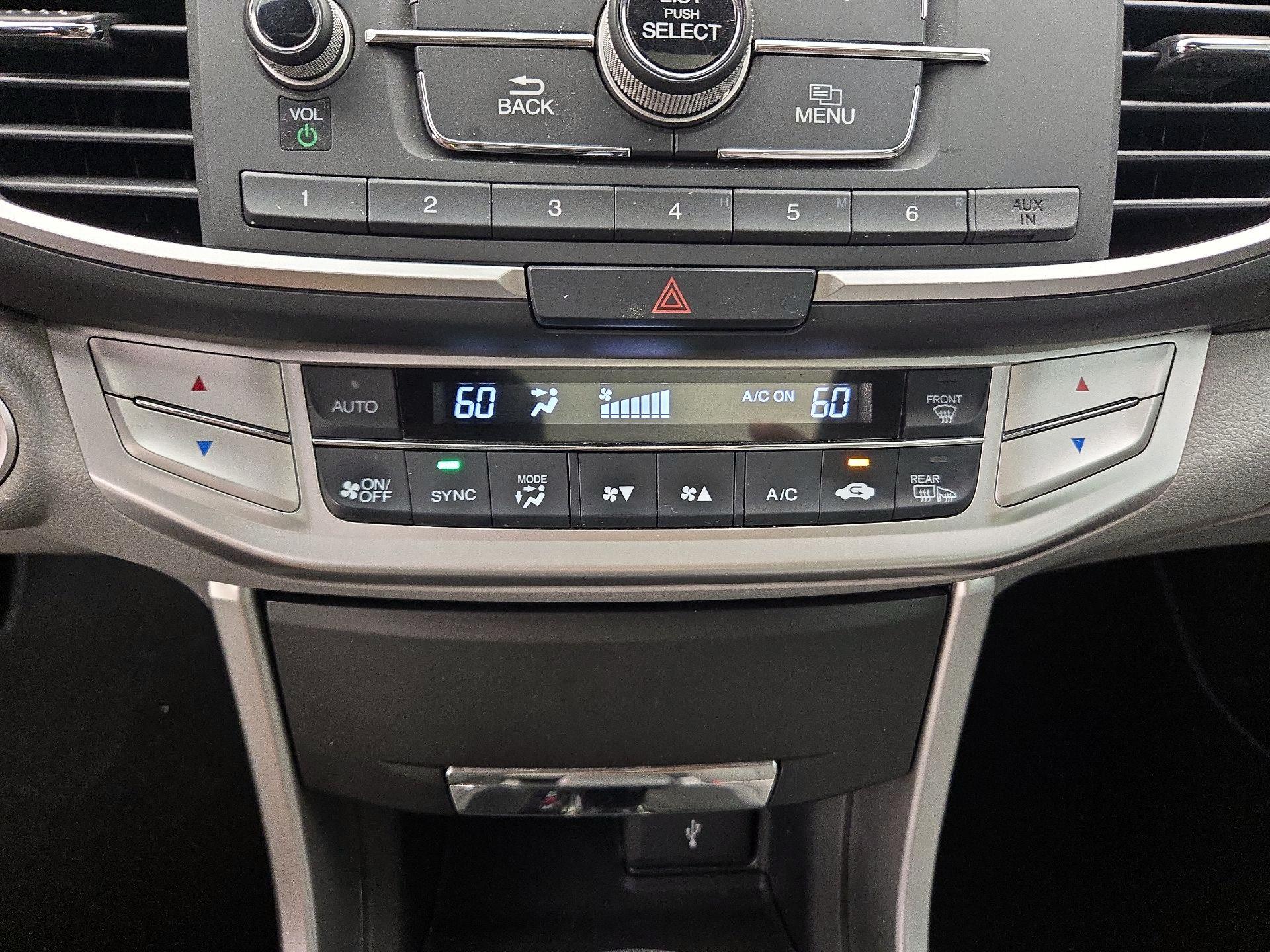 Thumbnail: 2015 Honda Accord - 16